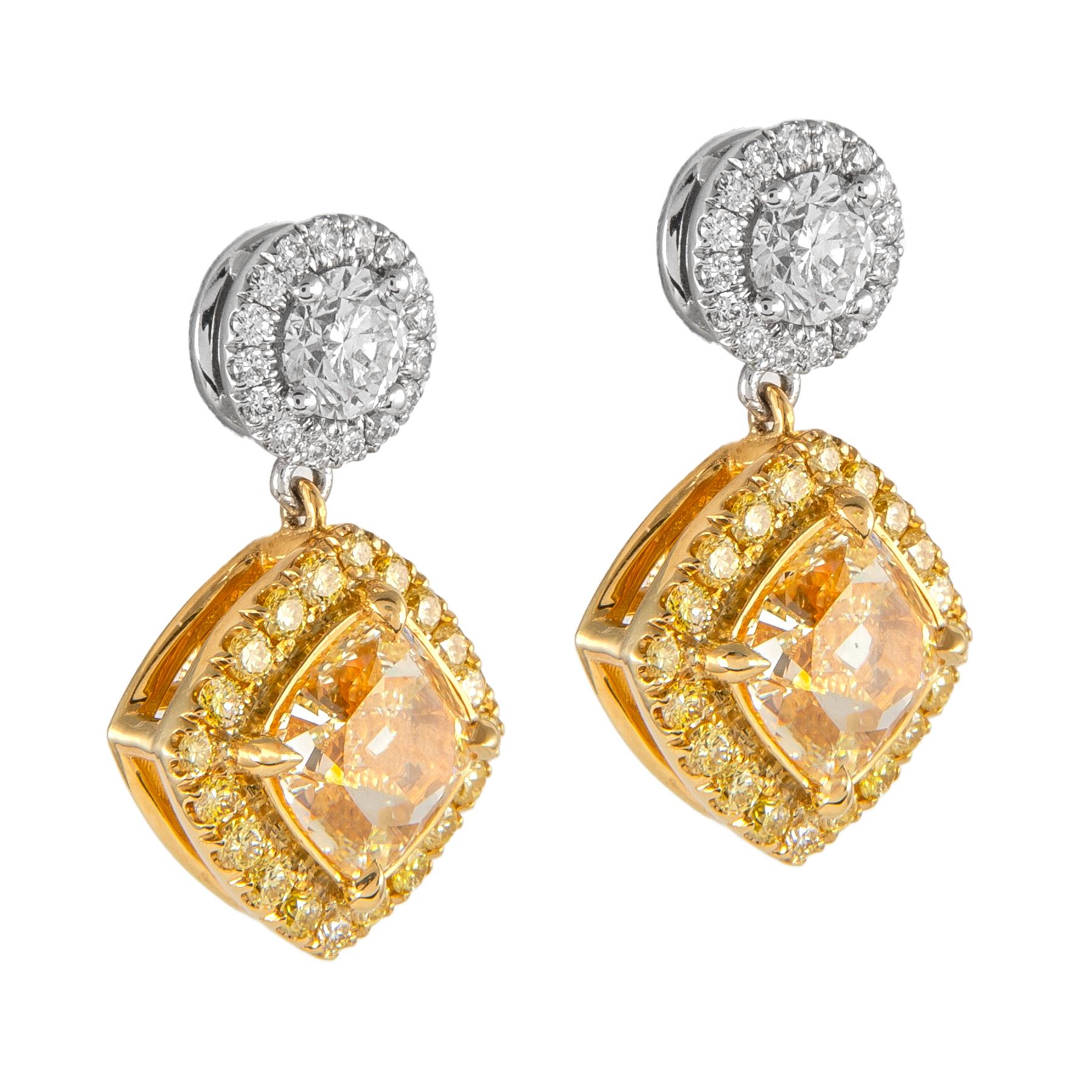 Modern Alexander Beverly Hills GIA 4.81ctt Fancy Yellow & White Diamond Drop Earrings For Sale