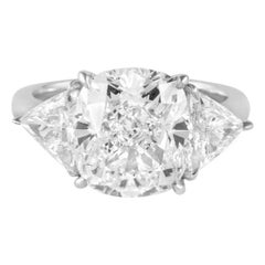 Alexander Beverly Hills GIA 5,01ct Cushion Diamond Drei-Stein-Ring 18k