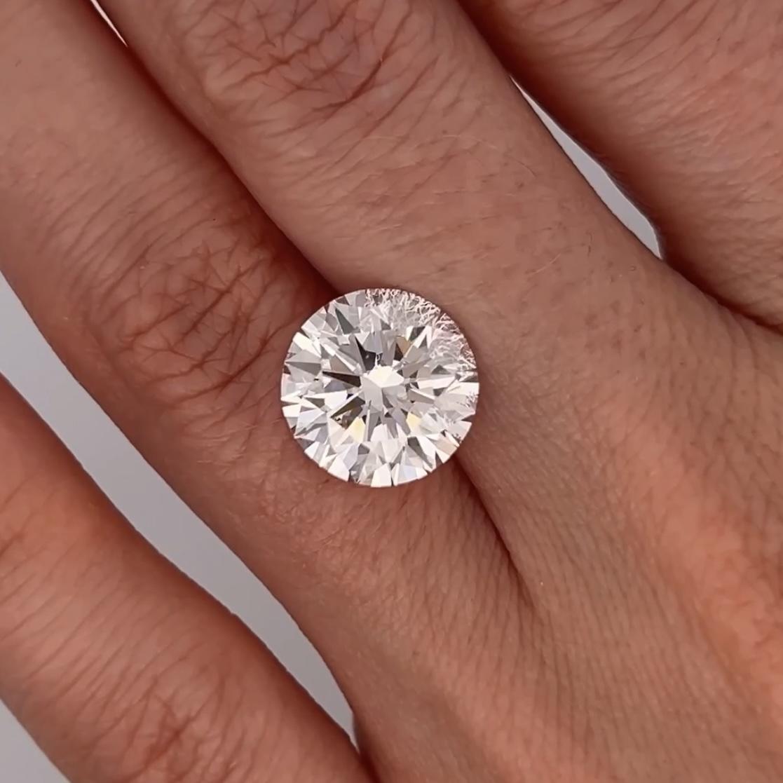 Taglio rotondo Alexander Beverly Hills GIA 6,19ct E VVS2 Diamante rotondo in vendita