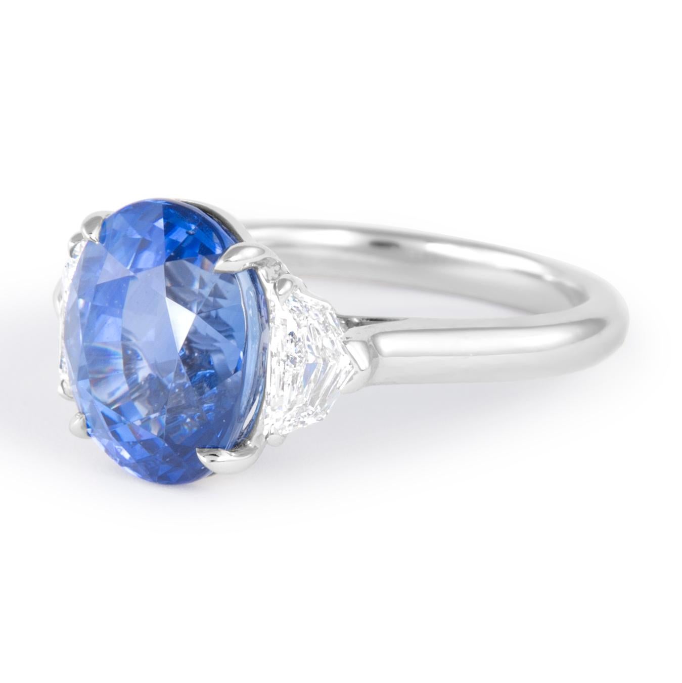 Contemporary Alexander Beverly Hills GIA 7.58ct Sapphire & Diamonds 3-Stone Ring Platinum For Sale
