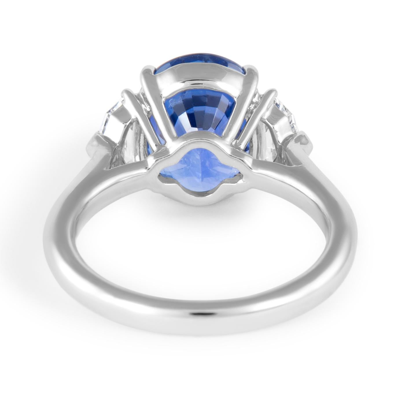 Alexander Beverly Hills GIA 7.58ct Sapphire & Diamonds 3-Stone Ring Platinum In New Condition For Sale In BEVERLY HILLS, CA