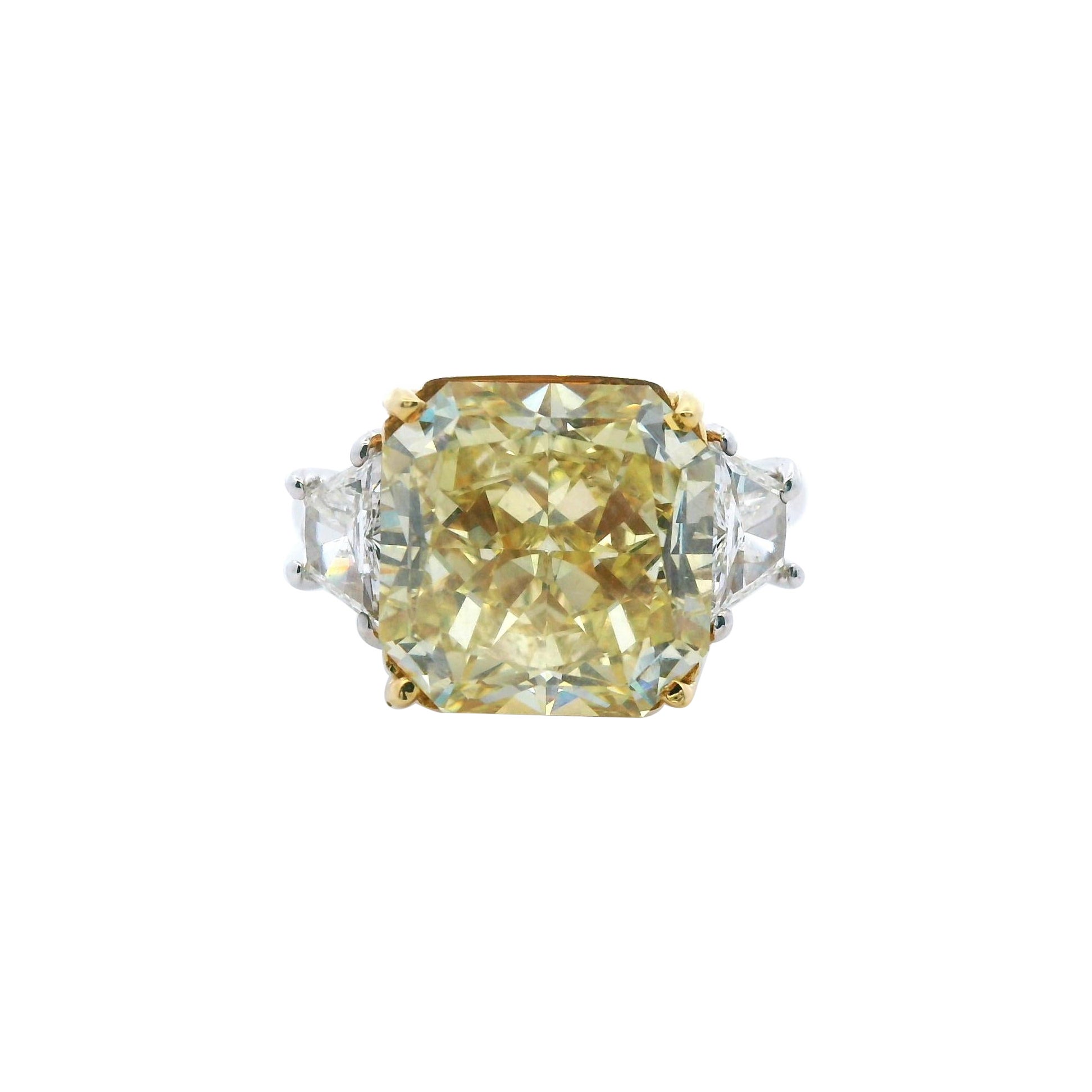 Alexander Beverly Hills GIA 8.30ct Radiant Fancy Yellow Diamond Ring Two Tone (bague à deux tons)