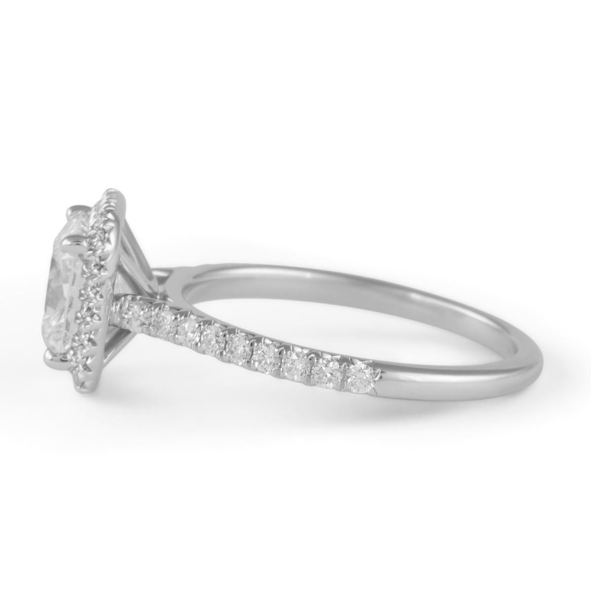 Alexander Beverly Hills GIA I VVS2 Anillo de compromiso de diamantes en cojín de 1,50 ct 18k Corte cojín en venta