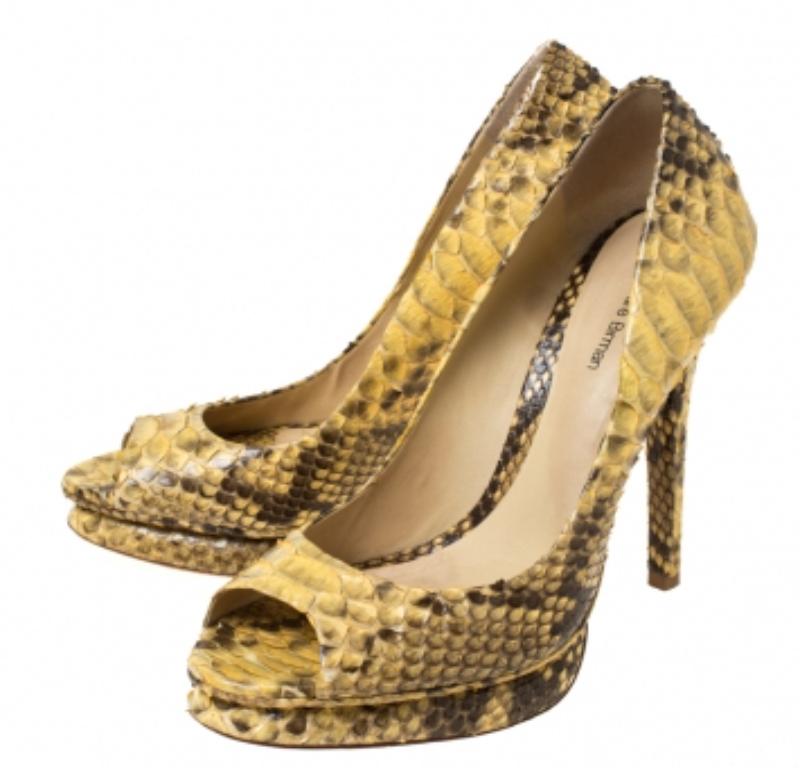 Alexander Birman Pumps Peep Toe in pitone giallo/nero misura 40,5 in vendita 2