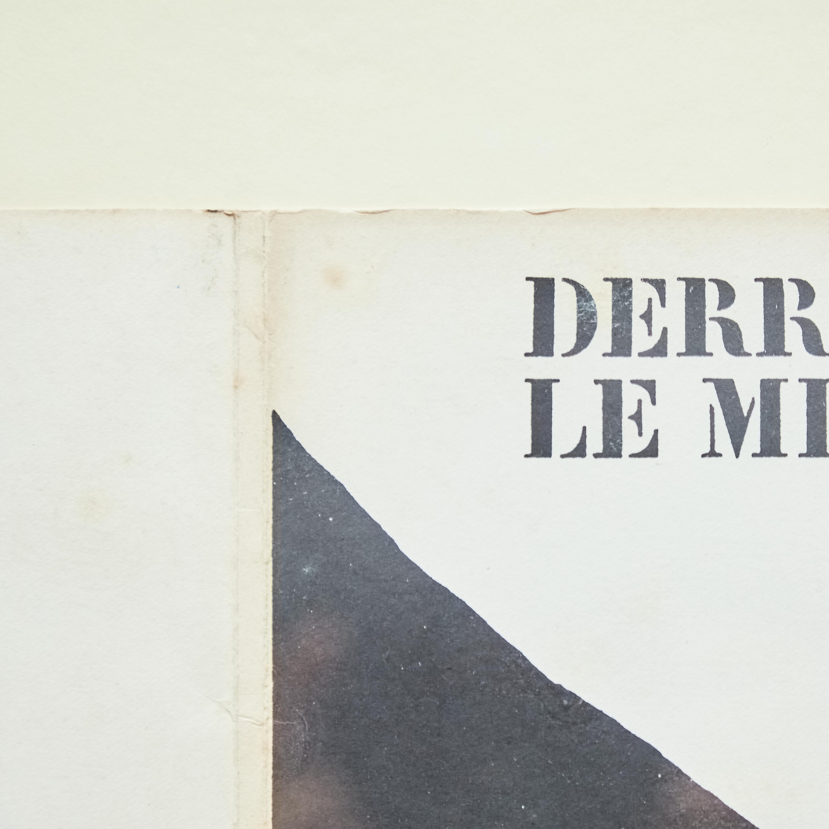 Framed Cover magazine by Alexander Calder for 'Darriere Le Miroir'.

Manufactured in France, circa 1971.

In original condition with minor wear consistent of age and use, preserving a beautiful patina.

Materials: 
Paper 

Dimensions: 
D 3