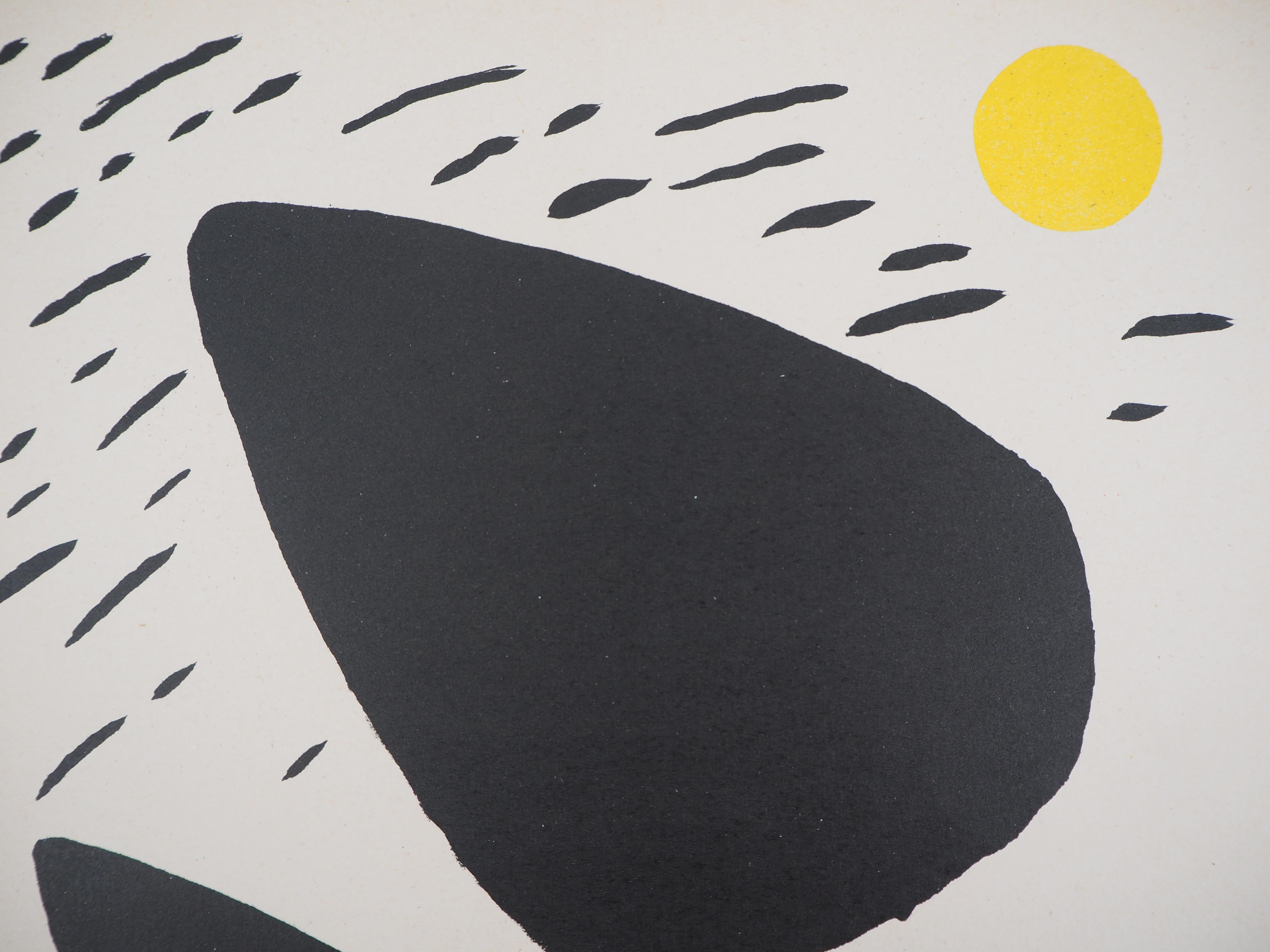 Rocks and Sun - Original lithograph - Mourlot, 1952 - Beige Abstract Print by Alexander Calder
