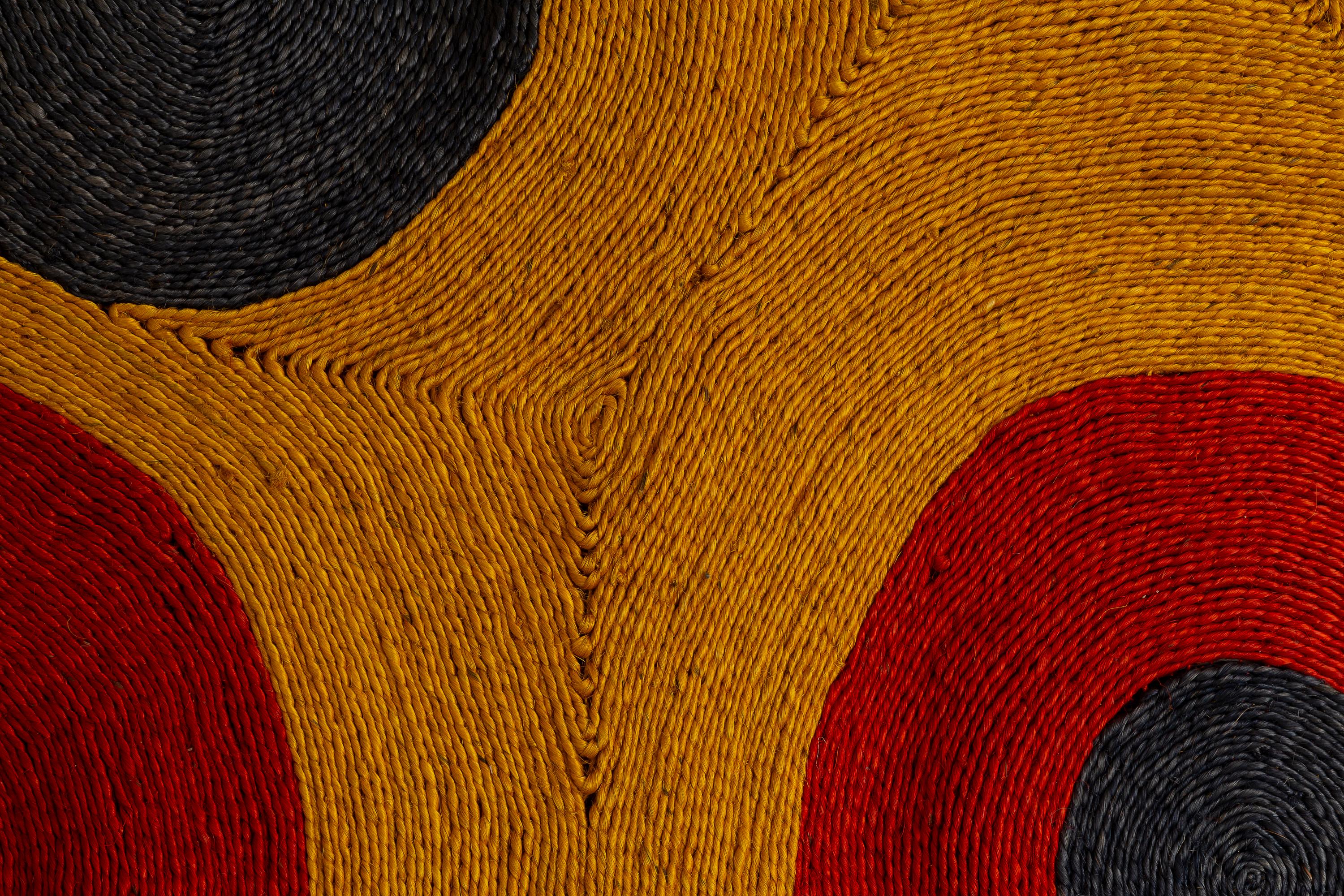 Alexander Calder Tapestry Sun, 1974 In Good Condition In Lille, Hauts-de-France