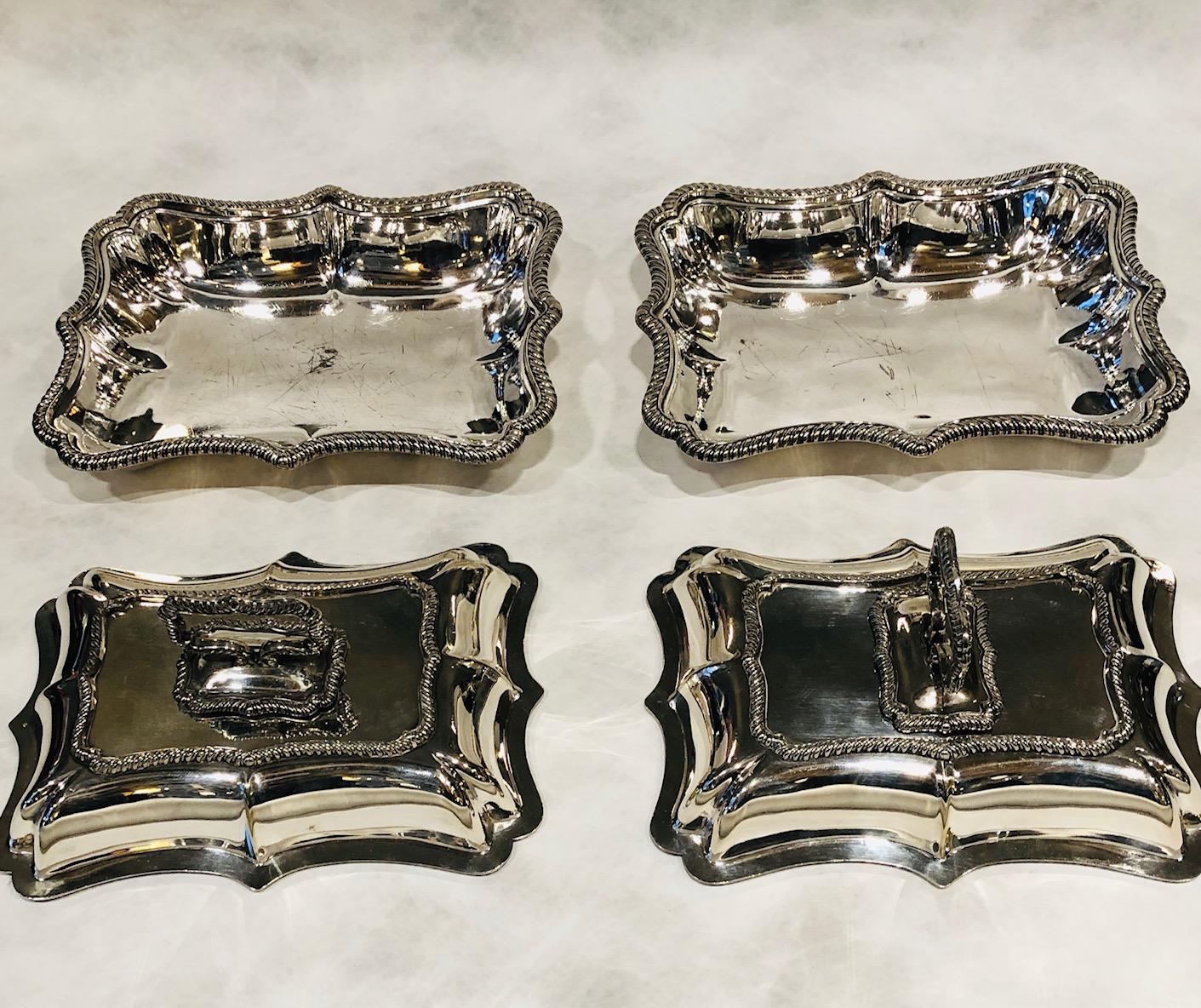 Alexander Clark double silver plated serving dishes, UK, circa 1900. Detachable decorative loop handles
Stamped: Alexander Clark London, Maker 188 Oxford Street, A1 Wellbeck Plate 304.