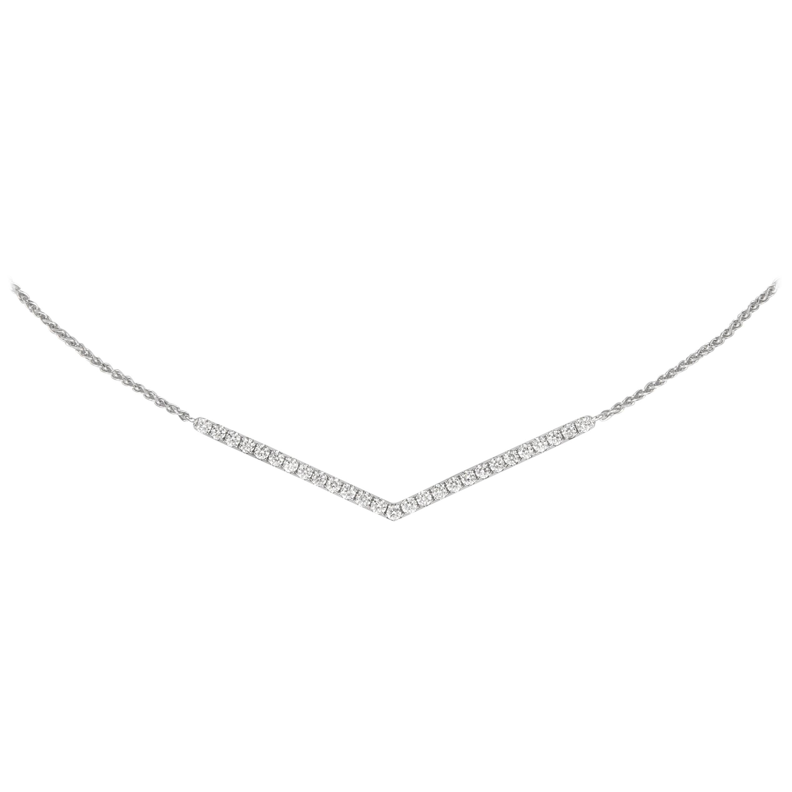 Alexander Beverly Hills Diamond Pendant Necklace 18 Karat White Gold