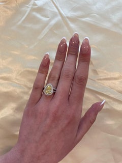 Alexander Beverly Hills EGL 2.50ct Fancy Vivid Yellow Pear Diamond Ring 18k