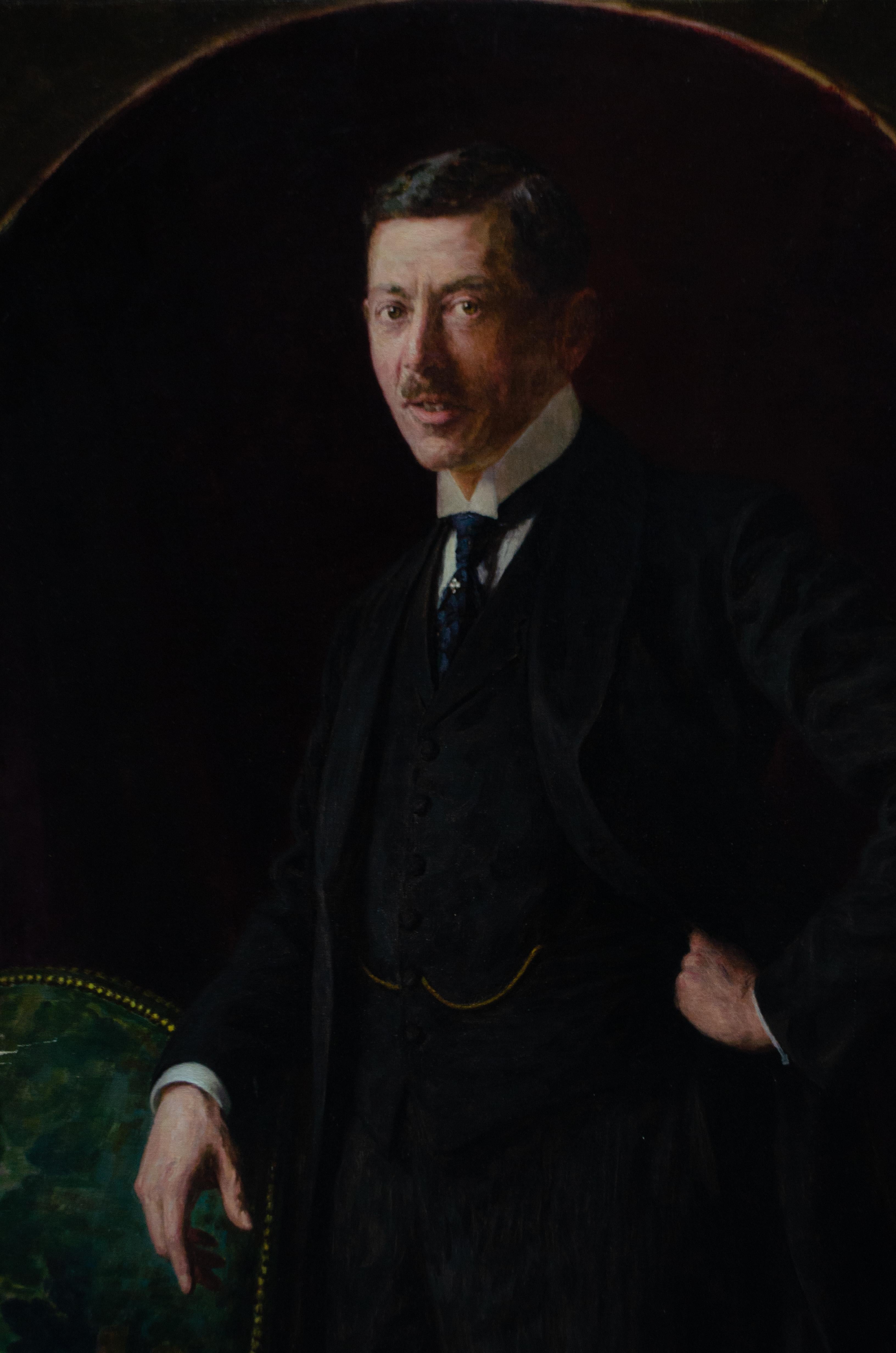 Portrait Art Nouveau d'un homme élégant avec épingle à cravate en diamant et trèfle. Signé. - Art nouveau Painting par Alexander Fuks