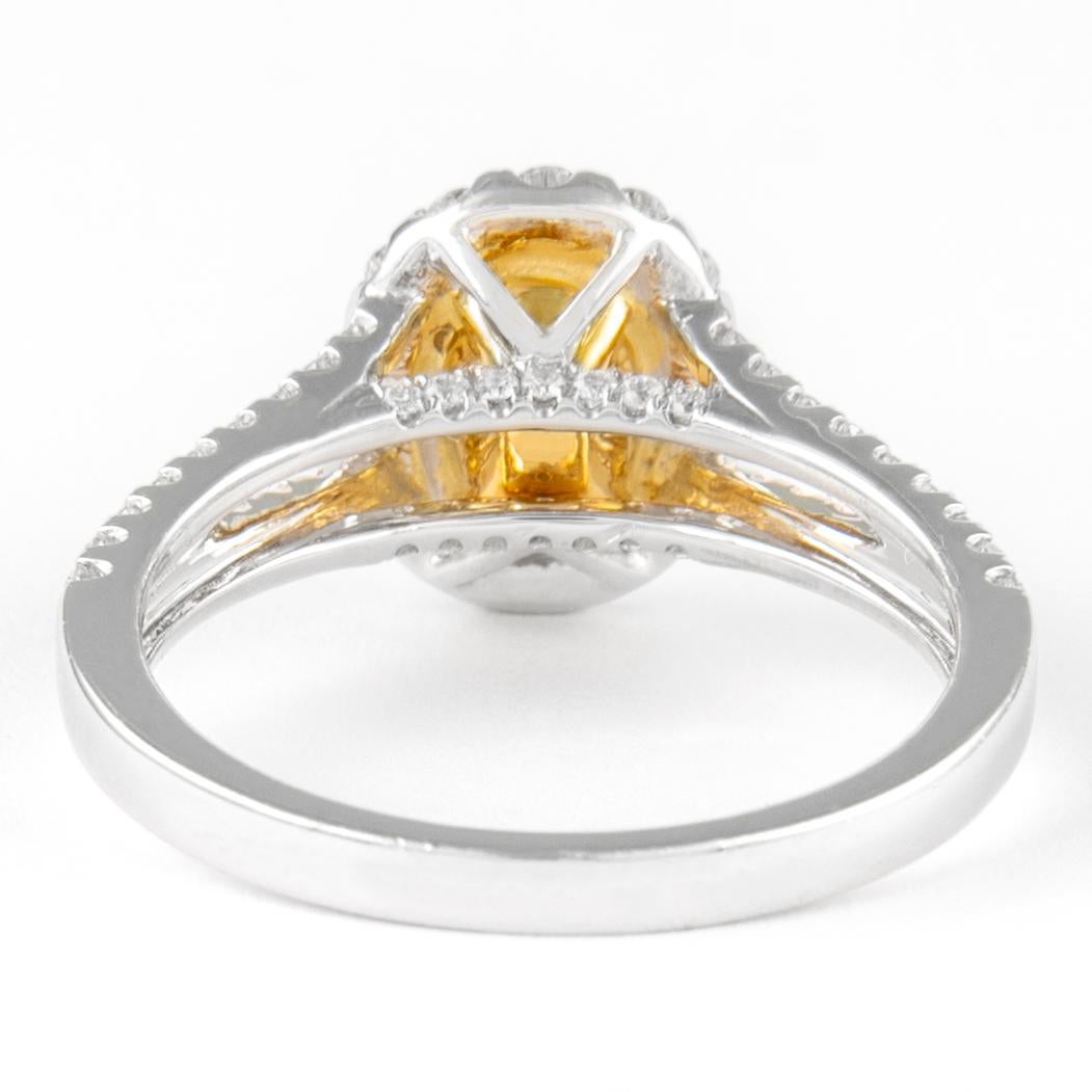 Bague Alexander GIA avec diamant jaune orangé foncé fantaisie de 1,03 carat et halo Pour femmes en vente