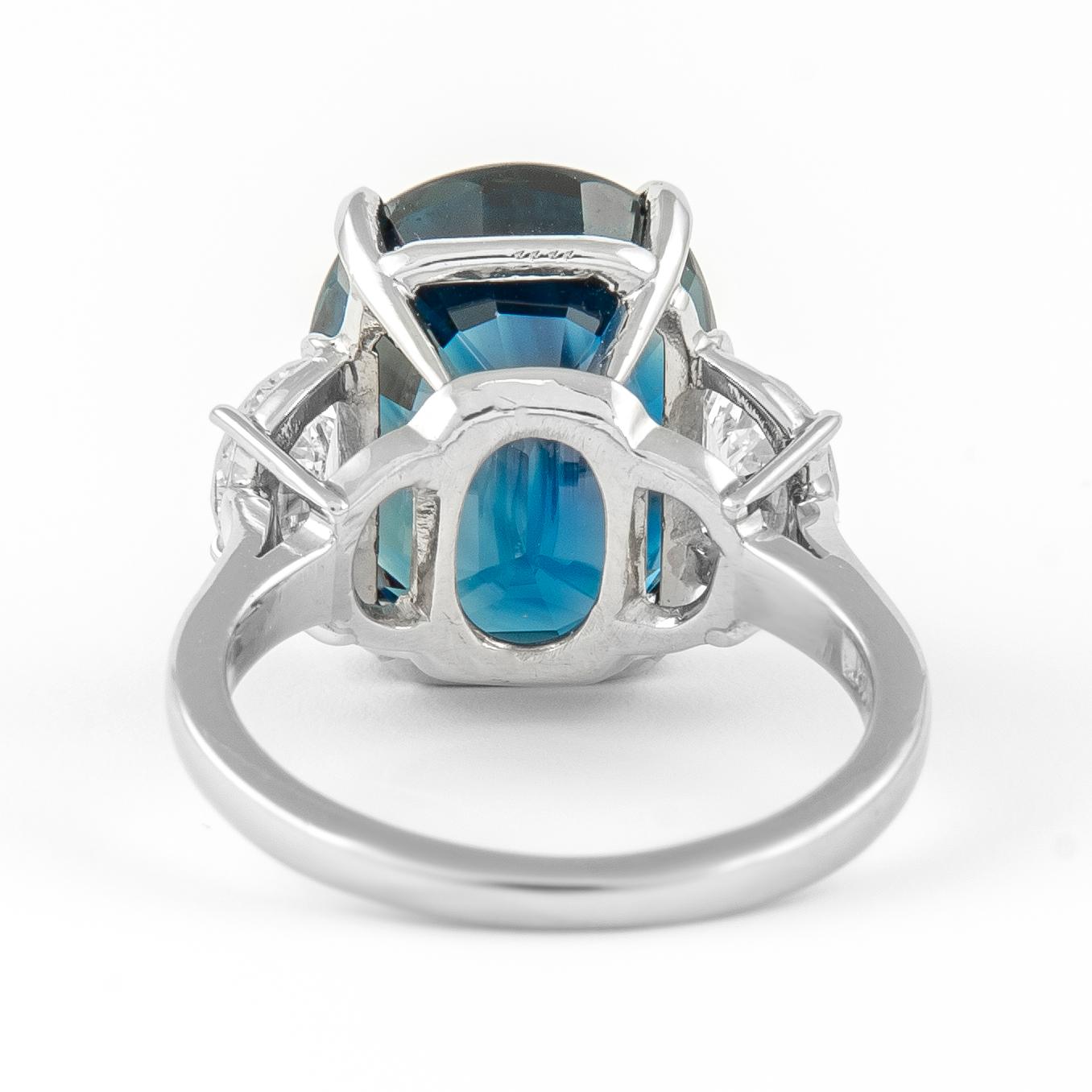Alexander GIA 13.14ct Sapphire with Diamonds Three-Stone Ring Platinum In New Condition For Sale In BEVERLY HILLS, CA