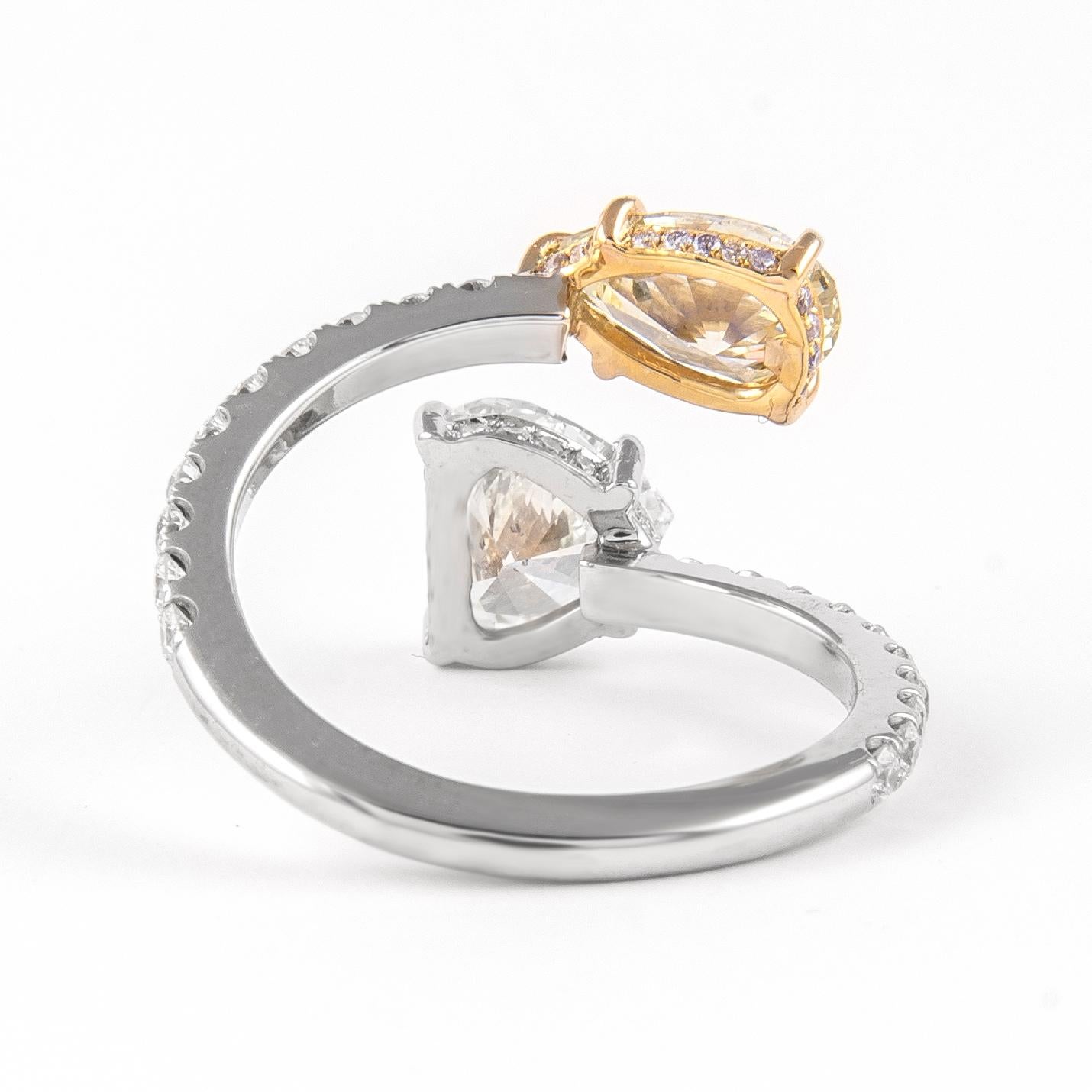 Alexander GIA 2.16 Carat Toi Et Moi White Yellow Diamond Bypass Ring 18k Gold In New Condition In BEVERLY HILLS, CA