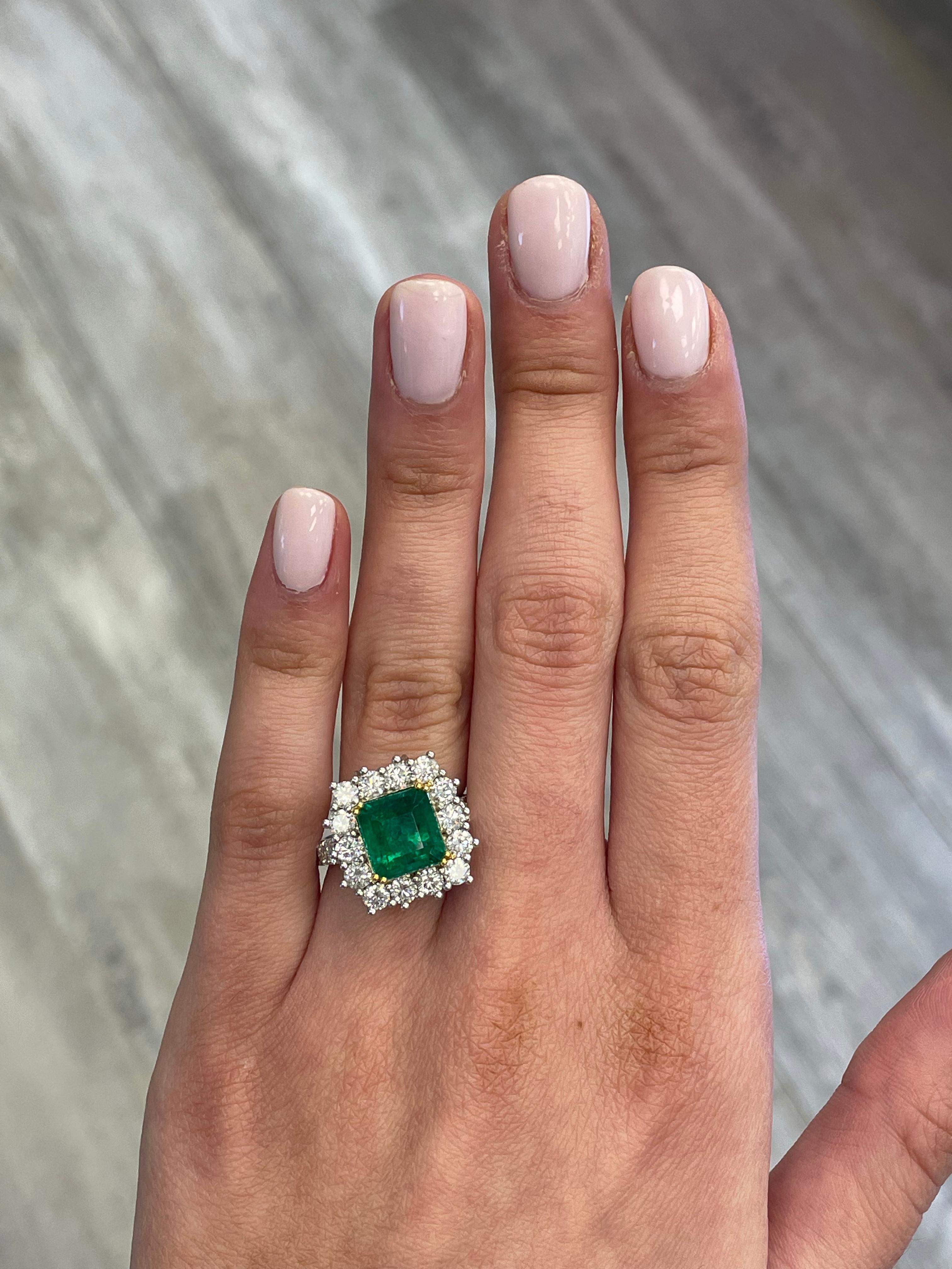 Contemporary Alexander GIA 3.12ct Carat Emerald with Diamond Halo Ring / Pendant 18k For Sale