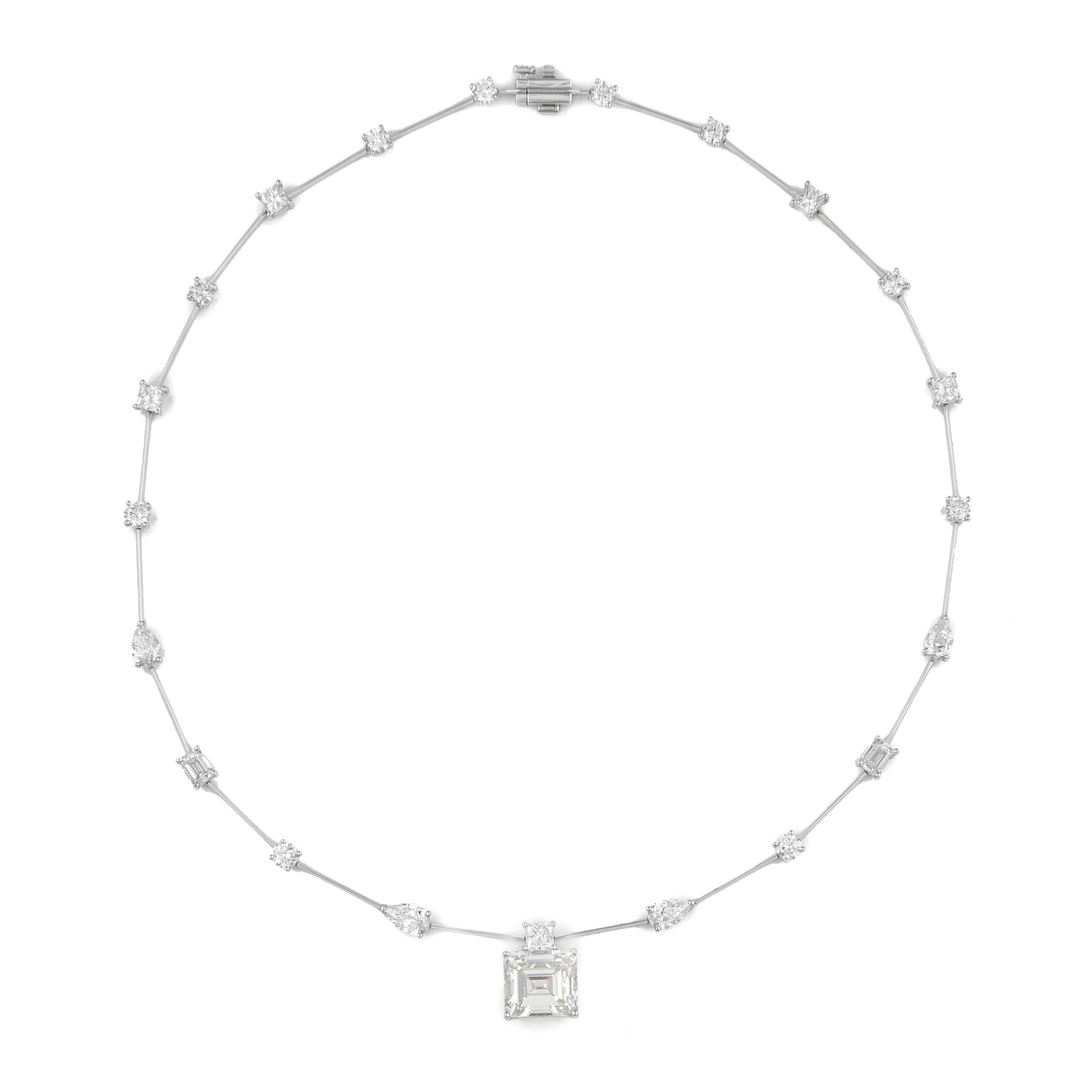 Women's Alexander GIA 5.54ct Square Emerald Cut Diamond Necklace with Diamonds 18k Gold For Sale