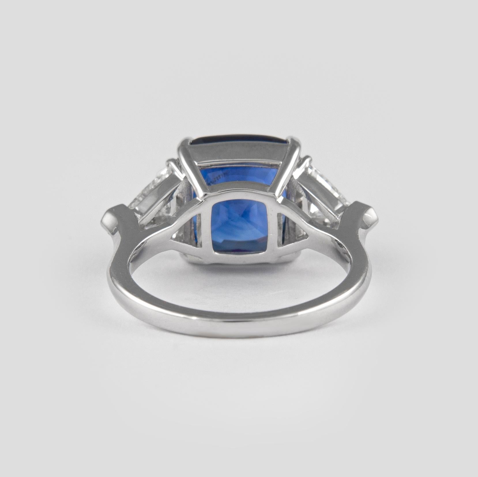 Cushion Cut Alexander GIA 7.11 Carat Sapphire with Diamonds Three-Stone Ring 18 Karat Gold For Sale