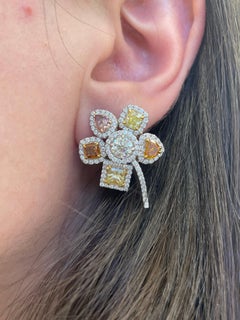 Alexander Beverly Hills GIA 7.52ct Fancy Color Diamond Floral Earrings Or 18k