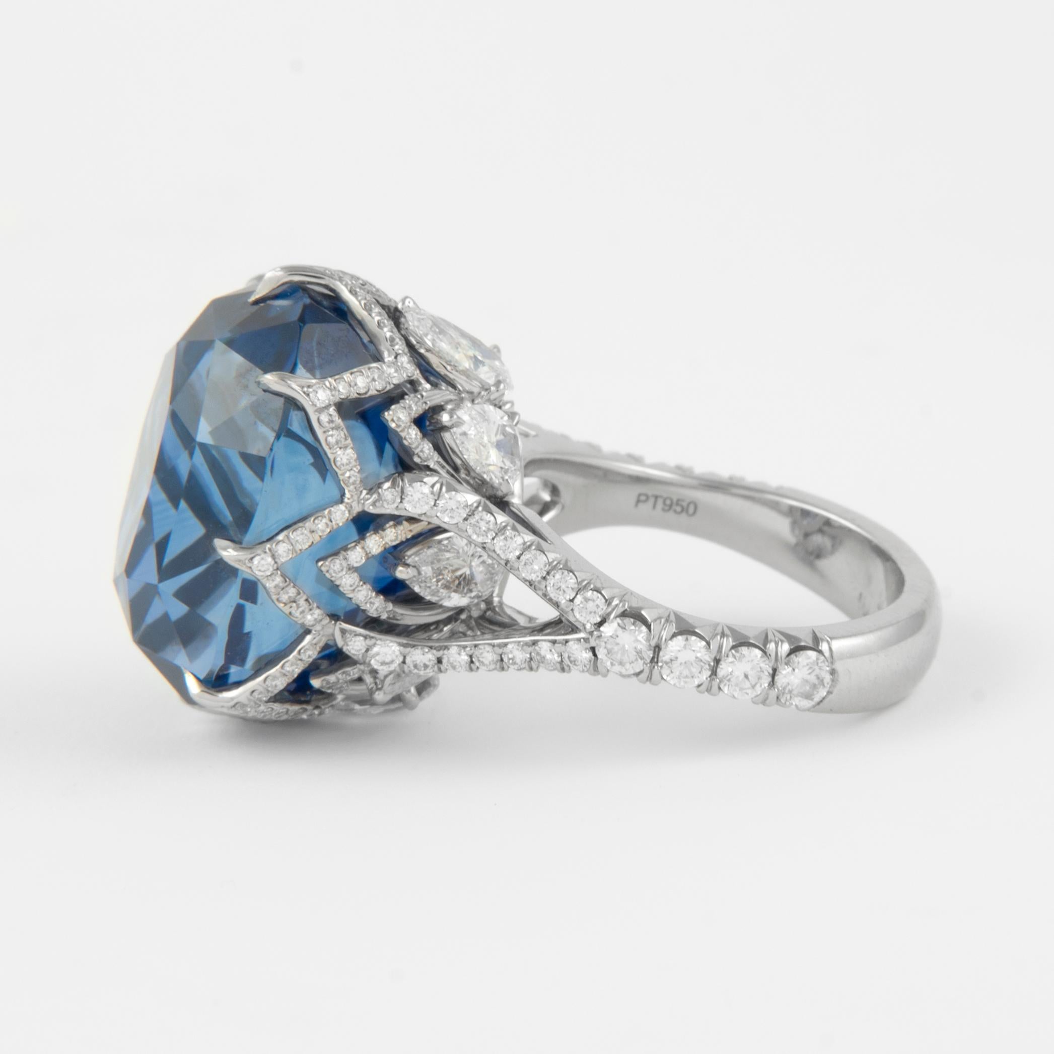 Alexander GIA & AGL 37.52ct Ceylon Sapphire with Diamonds Platinum Ring In New Condition For Sale In BEVERLY HILLS, CA