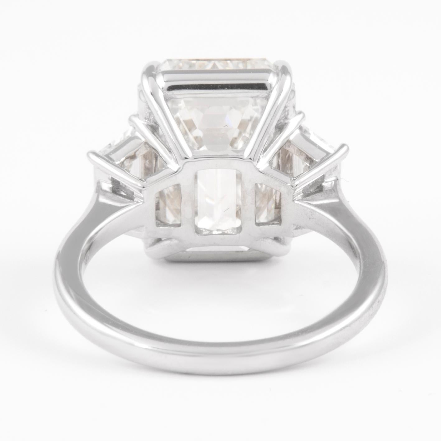 Women's Alexander GIA Certified 10.06ct M VVS2 Emerald Cut Diamond Three-Stone Ring 18k For Sale