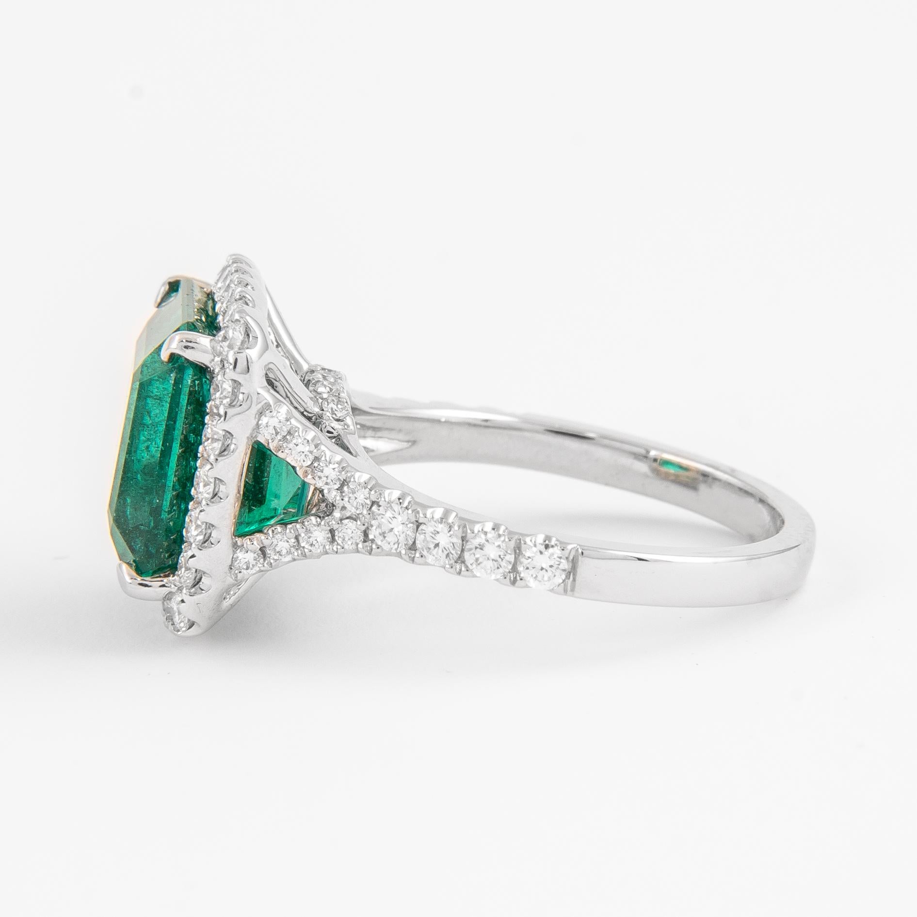 Emerald Cut Alexander GIA certified 5.21 Carat Emerald with Diamond Halo Ring 18 Karat Gold For Sale