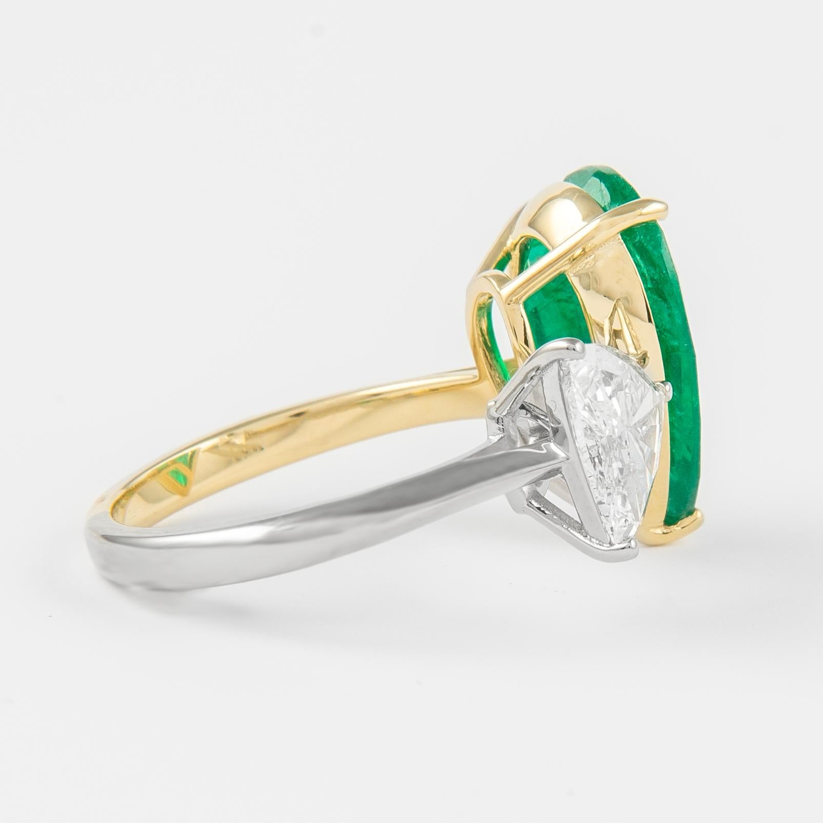Women's Alexander GIA Certified 5.91 Carat Toi Et Moi Emerald & Diamonds Ring 18k Gold