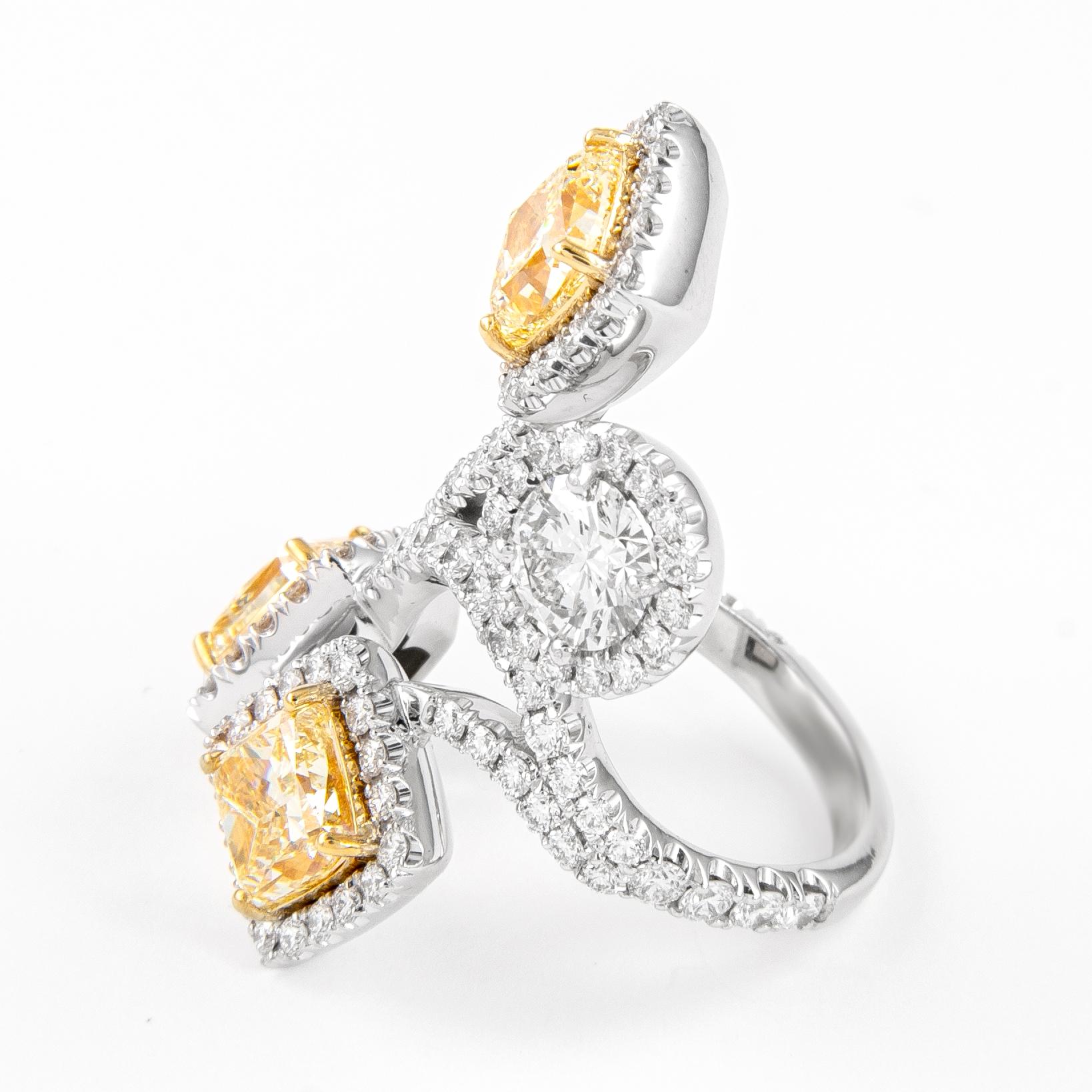Modern Alexander GIA Certified 7.03 Carat Yellow YZ Diamond Ring Cocktail Ring 18k Gold For Sale