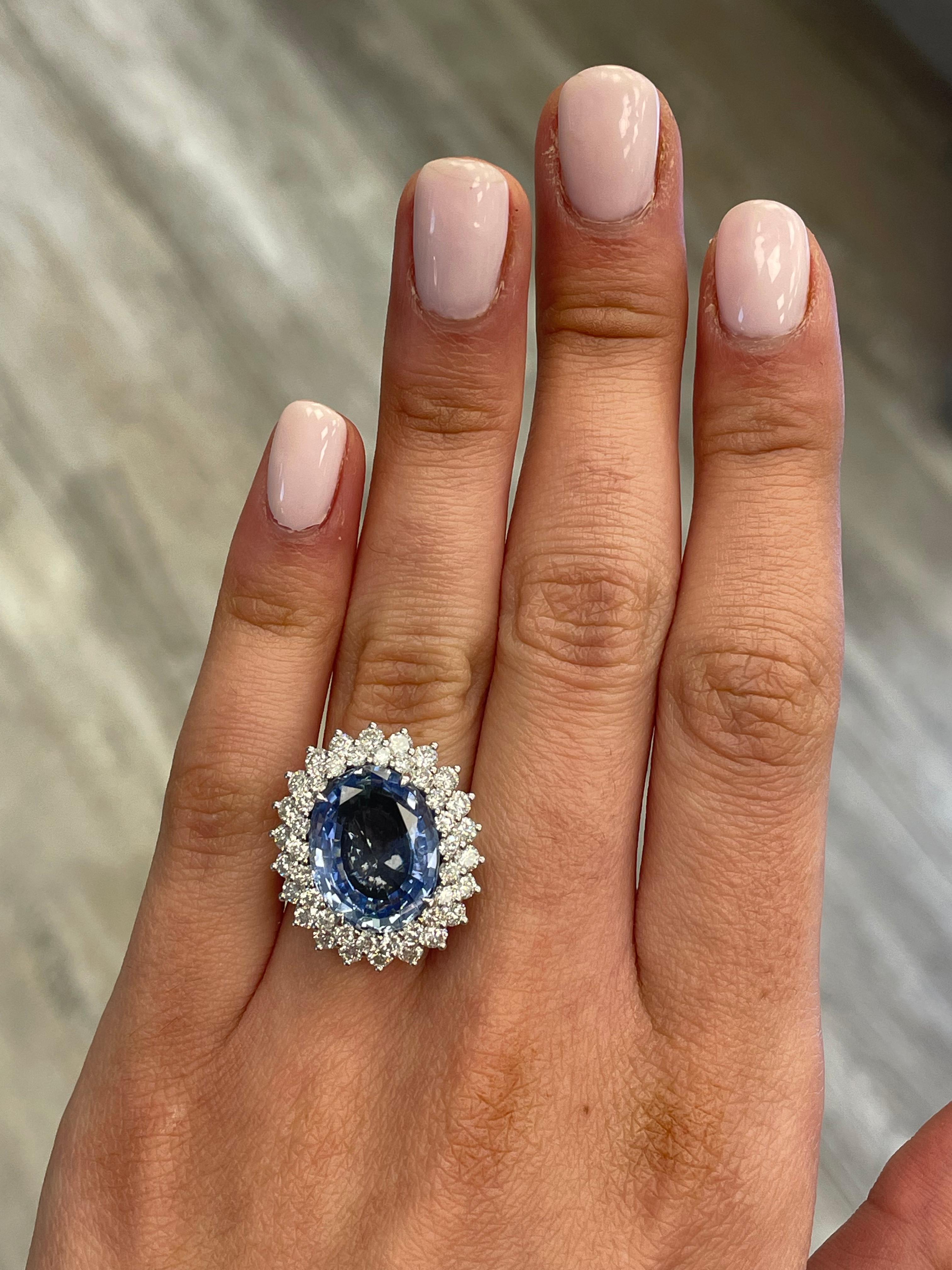 Contemporary Alexander GIA Certified 8.96ct No Heat Ceylon Sapphire with Diamonds Ring 18k For Sale