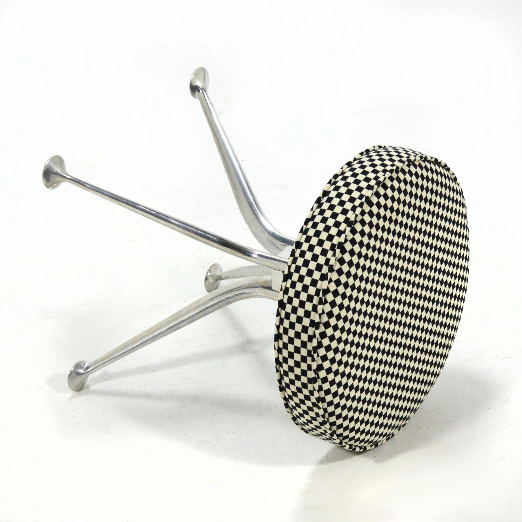 Alexander Girard Stool by Herman Miller 2