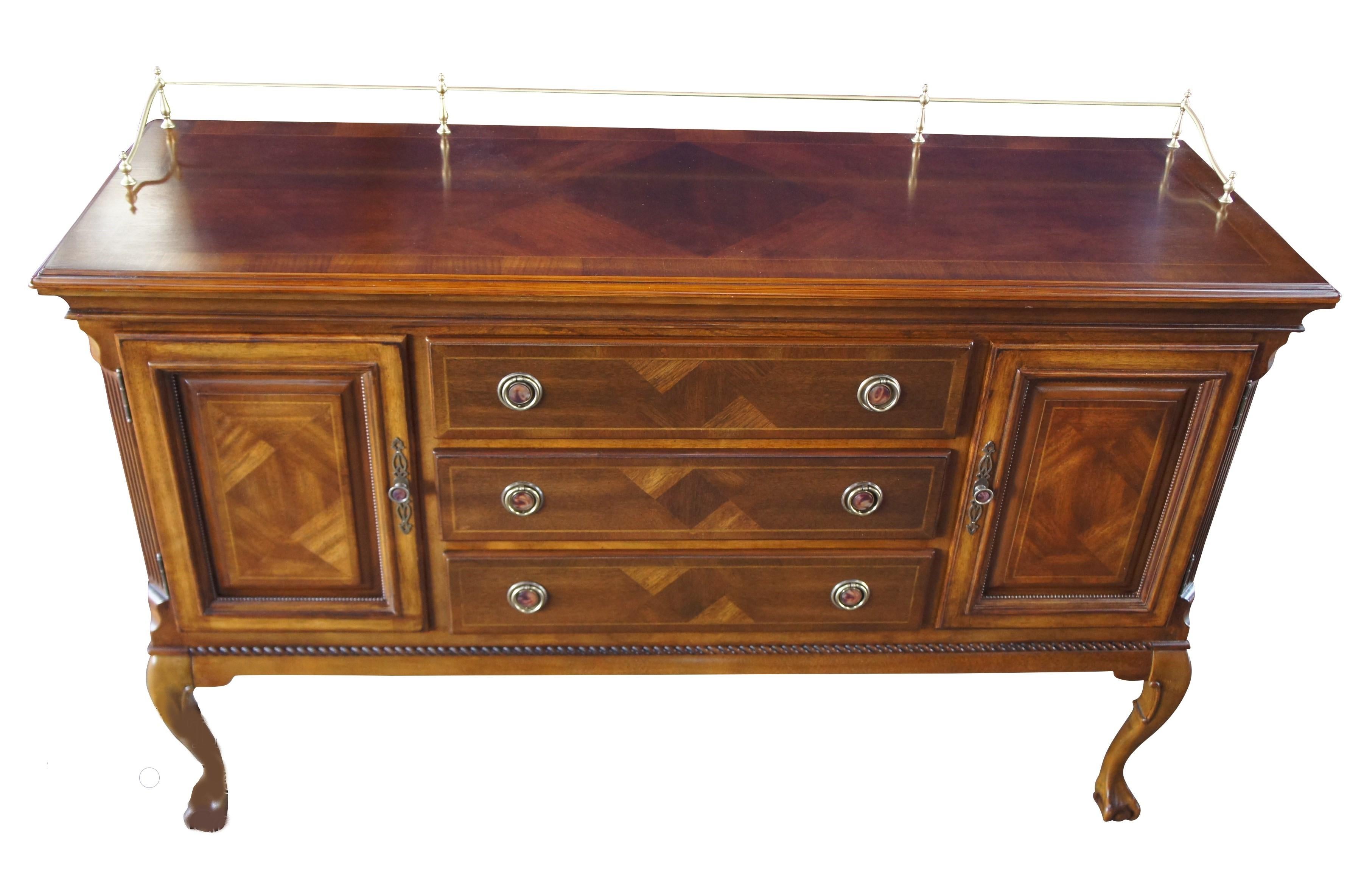Alexander Julian home colors Chippendale sideboard buffet server ball and claw

Up for consideration is a gorgeous Chippendale style sideboard. This piece is made by Universal Furniture out of High Point, NC for Alexander Julian. Part of the Home