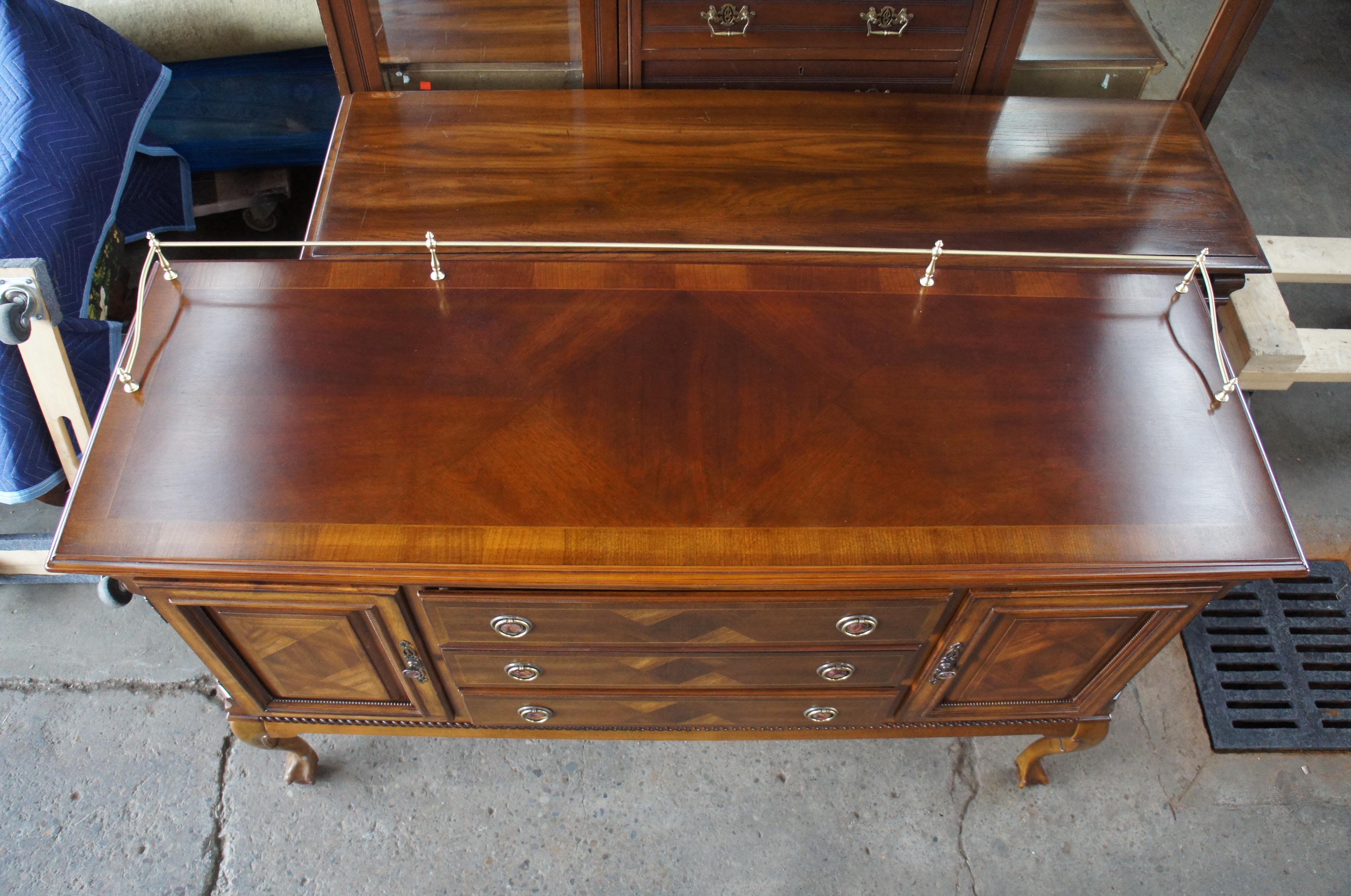 Mahogany Alexander Julian Home Colours Chippendale Sideboard Buffet Server Ball & Claw