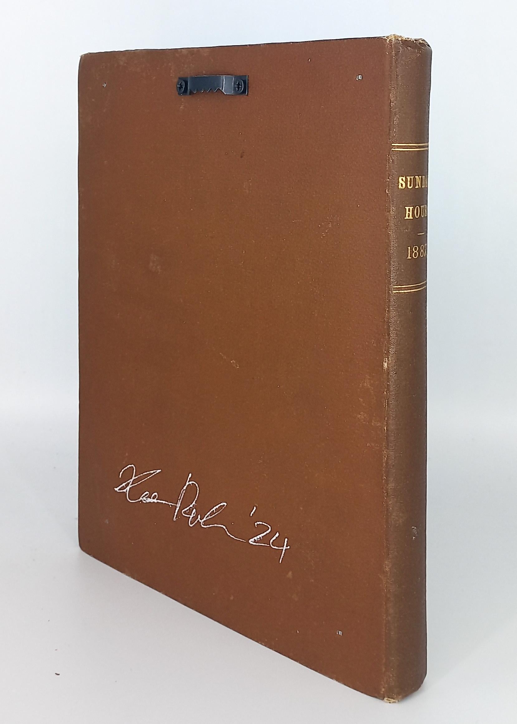 American Contemporary Book Sculpture de Alexander Korzer-Robinson - Sunday Hours en venta 3