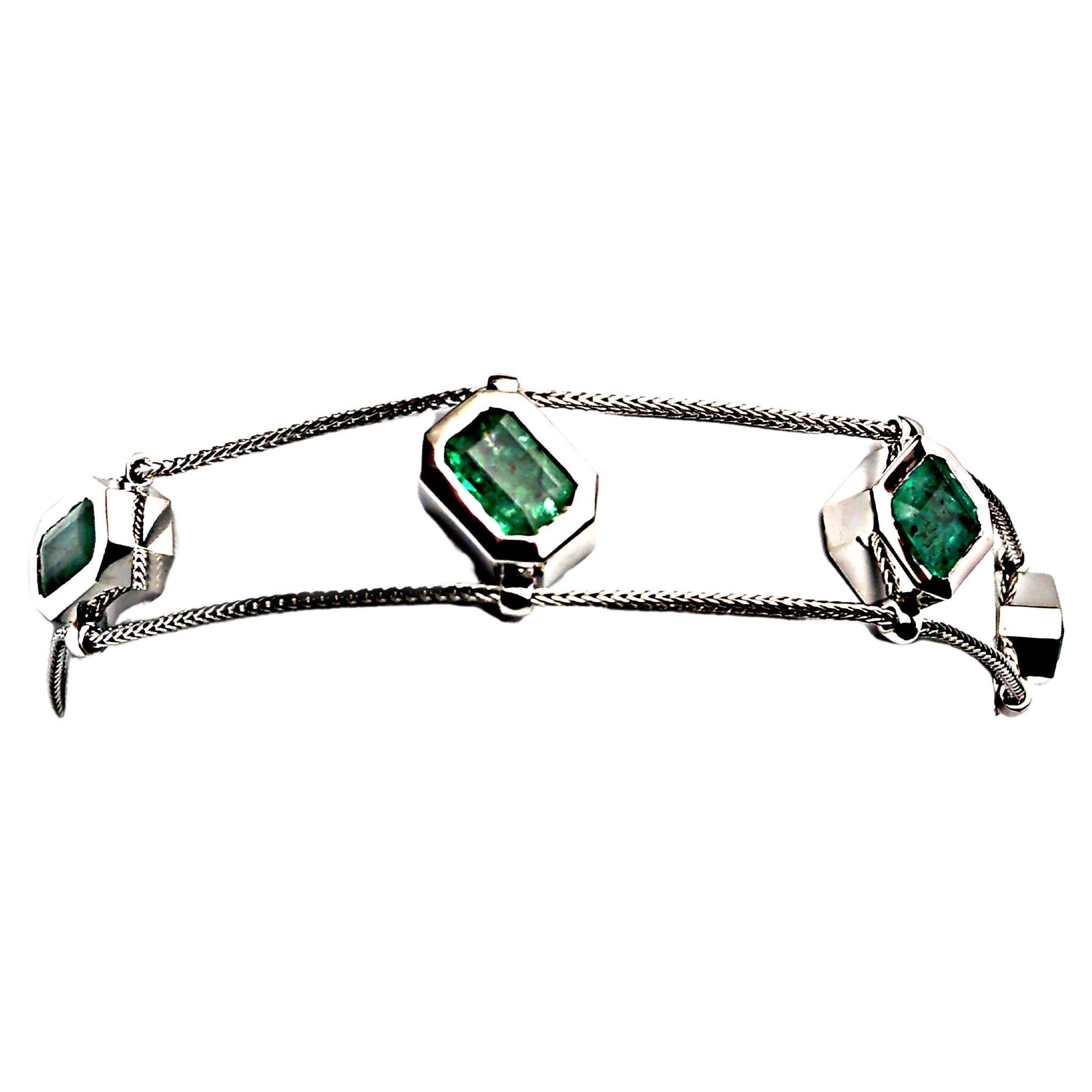 Alexander Leyser Bracciale con smeraldo e oro bianco da 3,41 carati in vendita