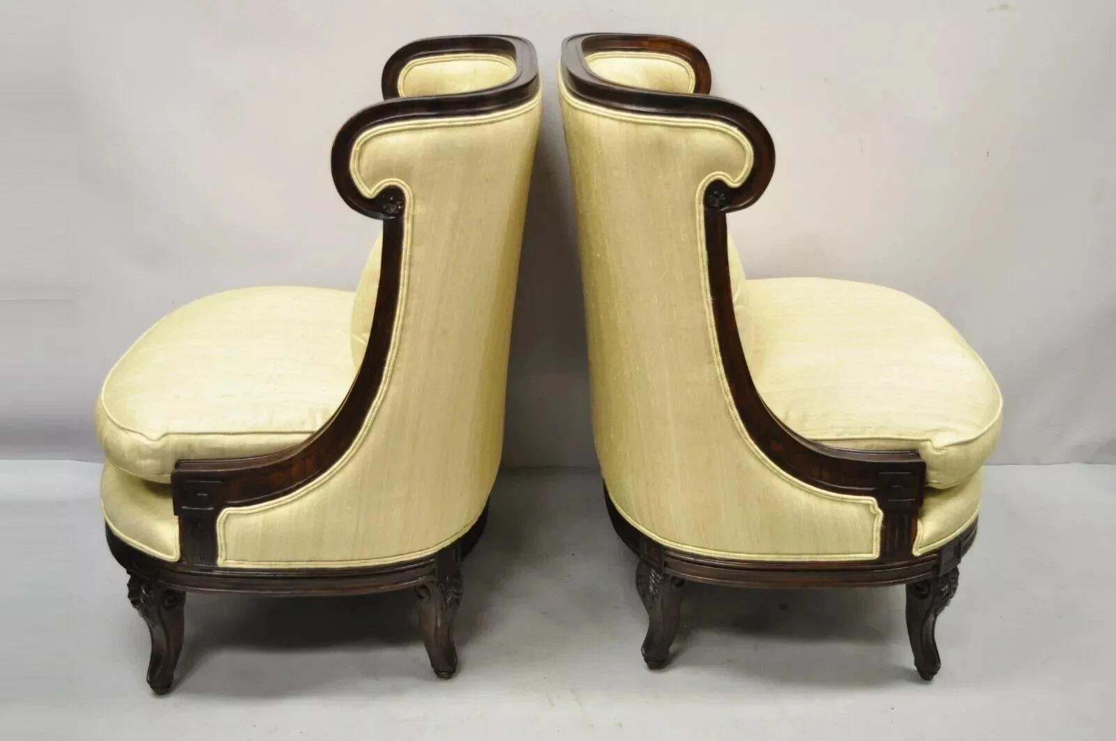 Hollywood Regency Alexander & John Richard Chaises longues à dossier surdimensionné en forme de tonneau - une paire en vente