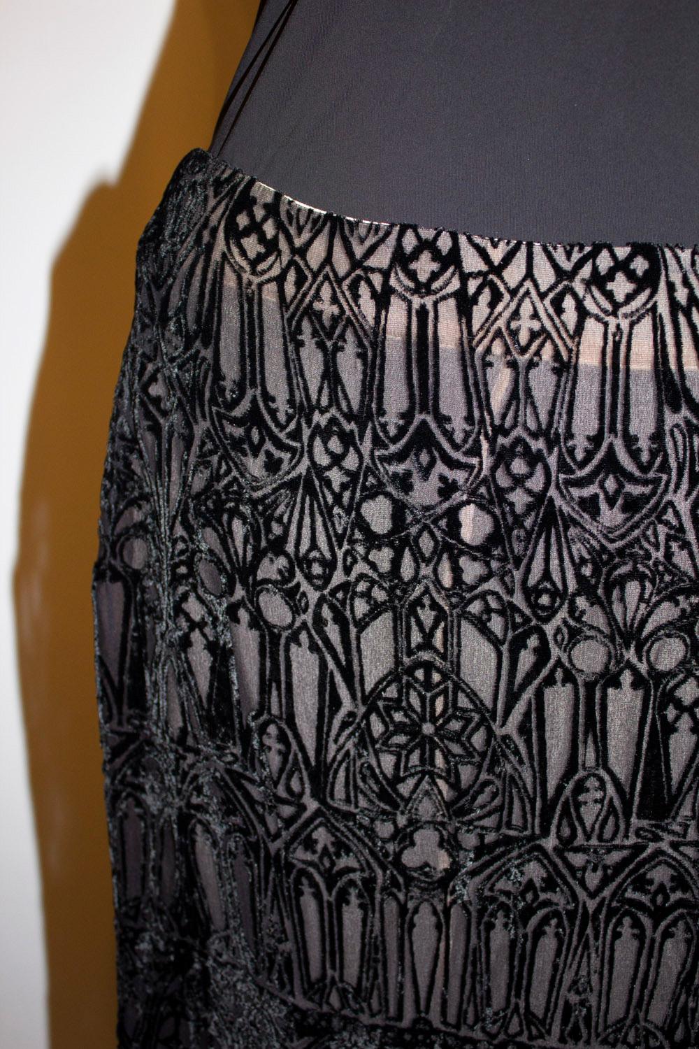 Black Alexander Mc Queen Devoree Velvet Silk Lined Skirt For Sale