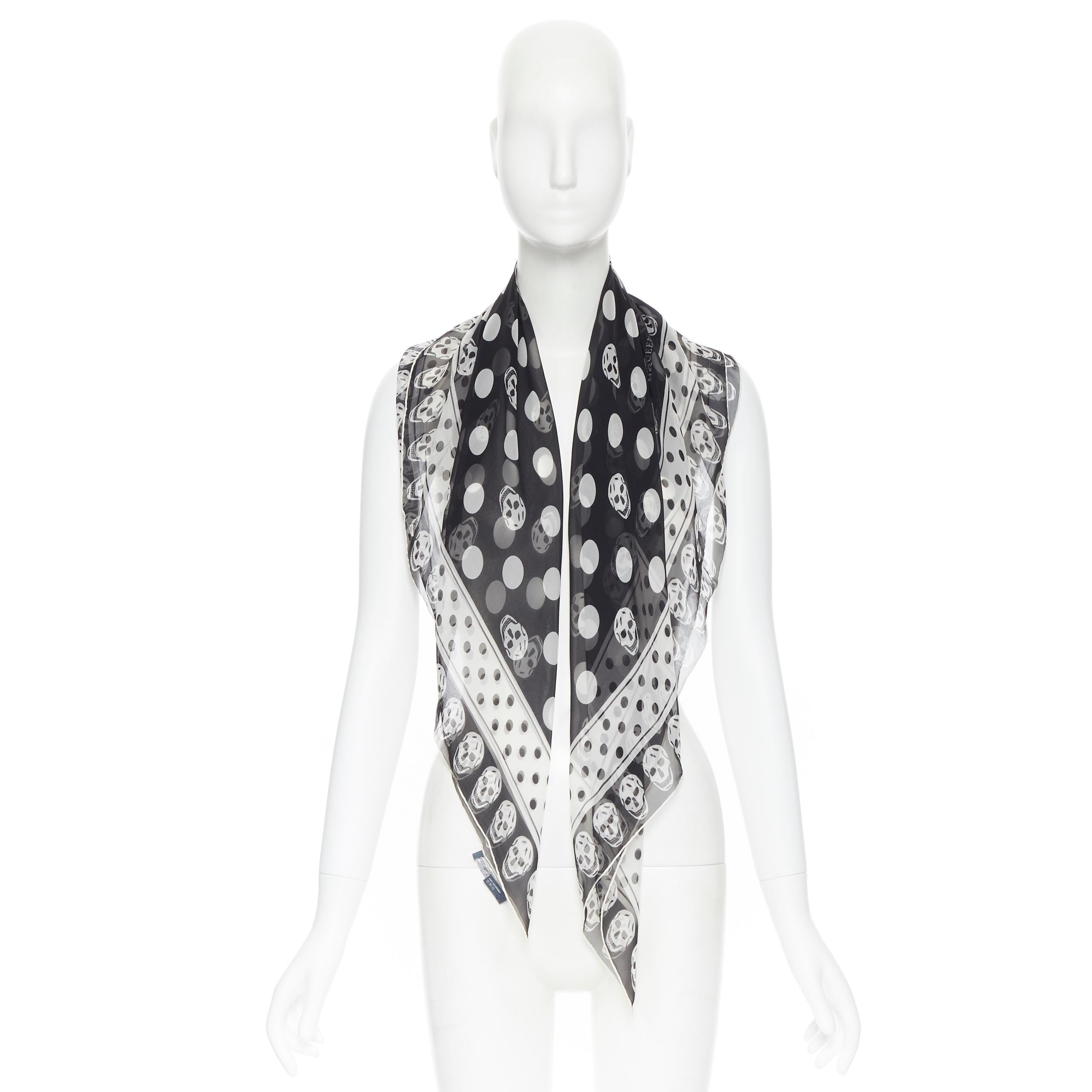 ALEXANDER MCQUEEN 100% black white skull polkadot print scarf
Brand: Alexander Mcqueen
Model Name / Style: Silk scarf
Material: Silk
Color: Black
Pattern: Polka Dot
Made in: Italy

CONDITION: 
Condition: Good, this item was pre-owned and is in good