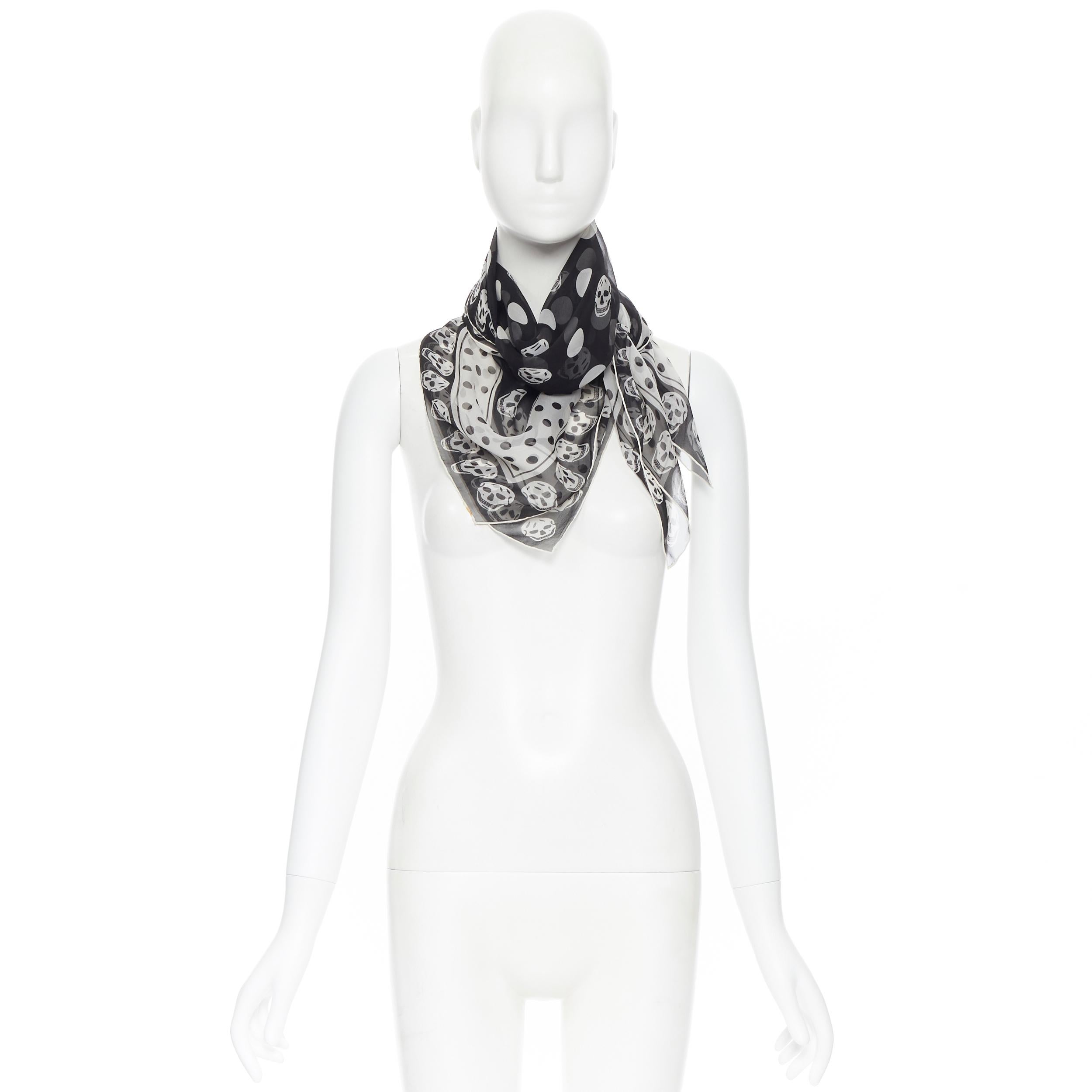 alexander mcqueen black and white scarf