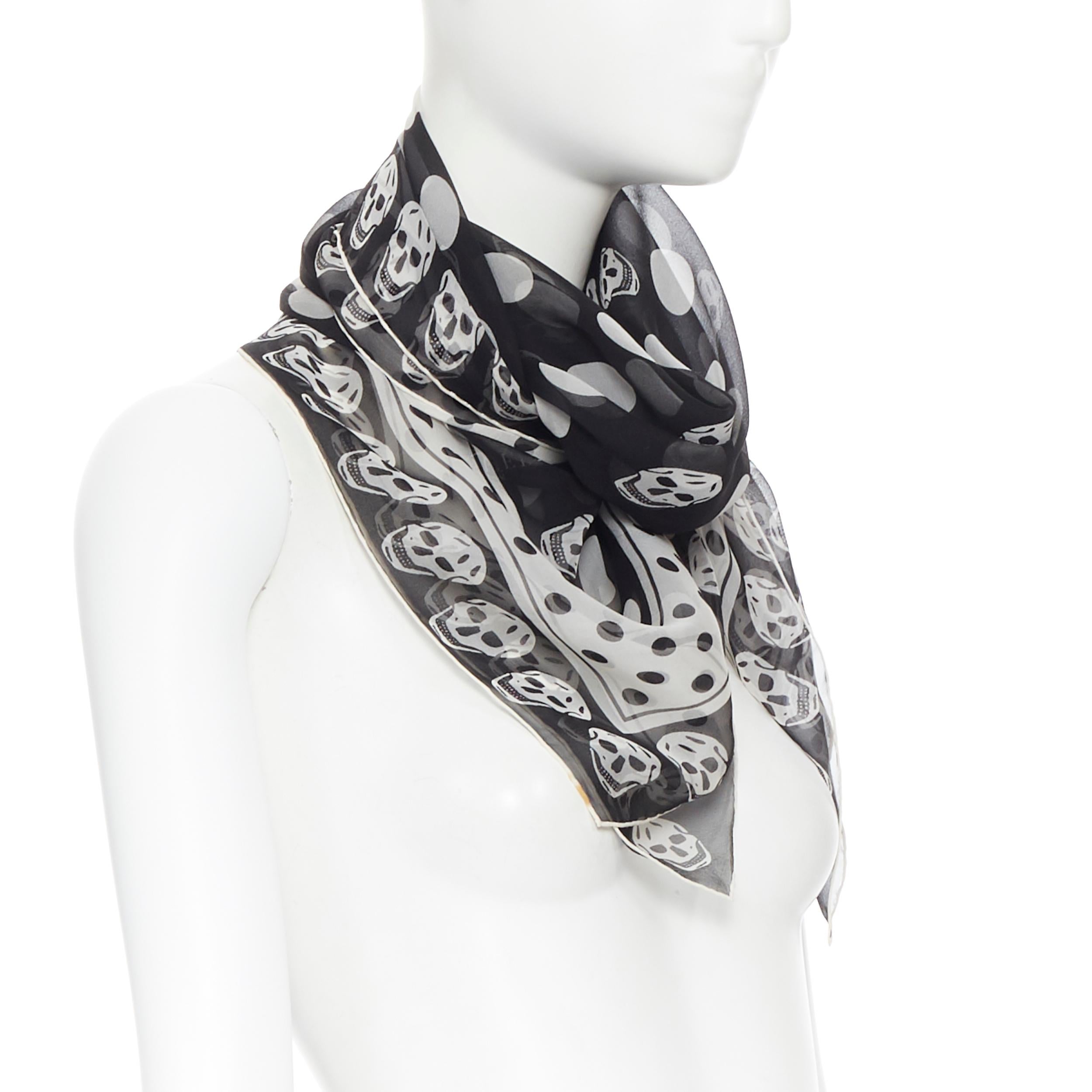 alexander mcqueen black and white scarf