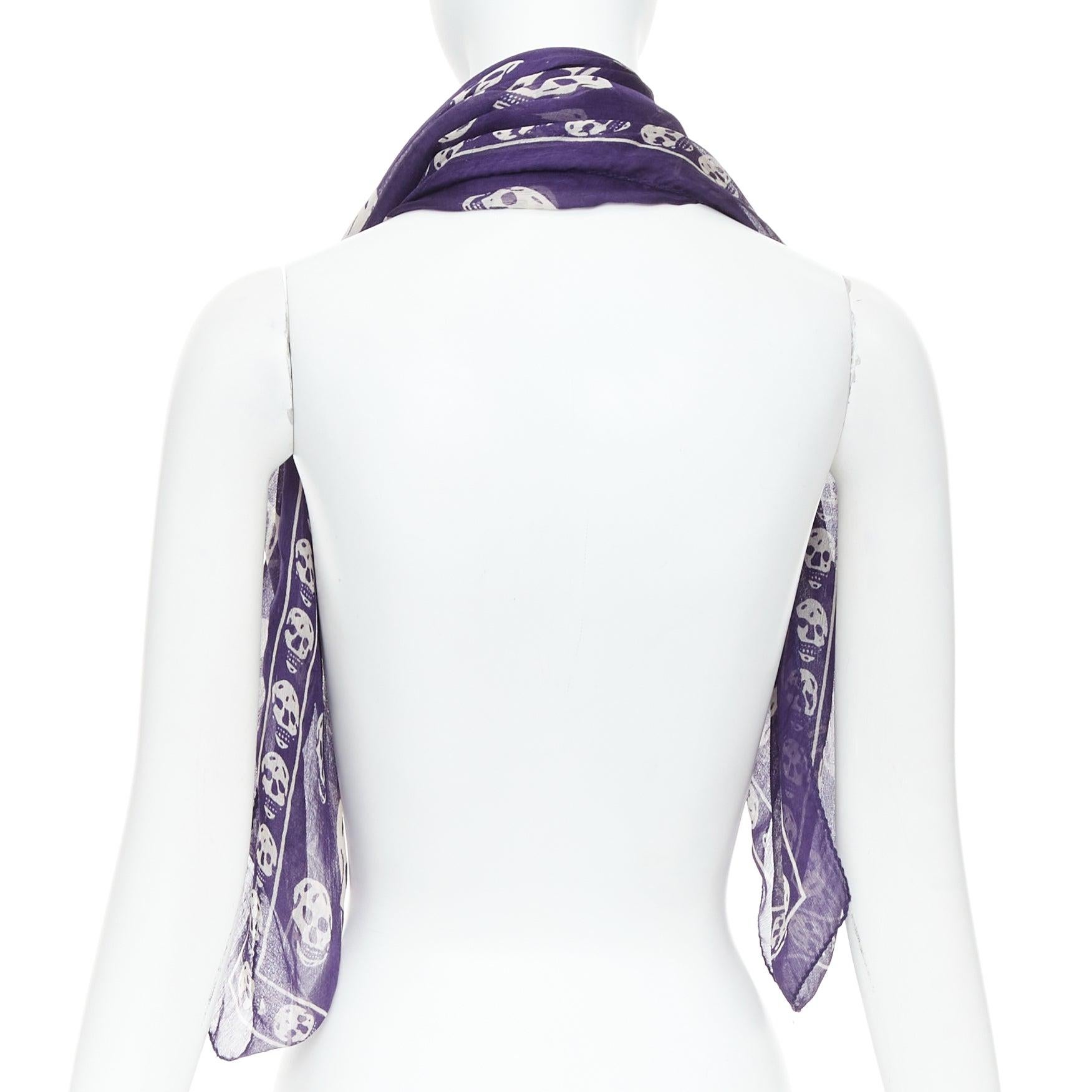 Women's ALEXANDER MCQUEEN 100% silk skull printed purple off white boho scarf For Sale