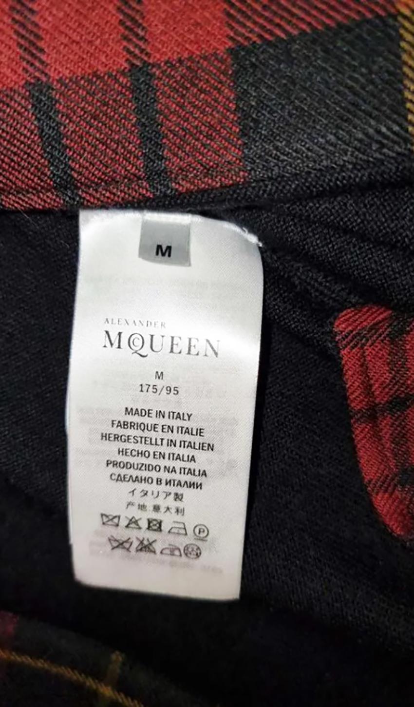 Alexander McQueen 100% WOOL TARTAN MEN'S CARDIGAN size M 2