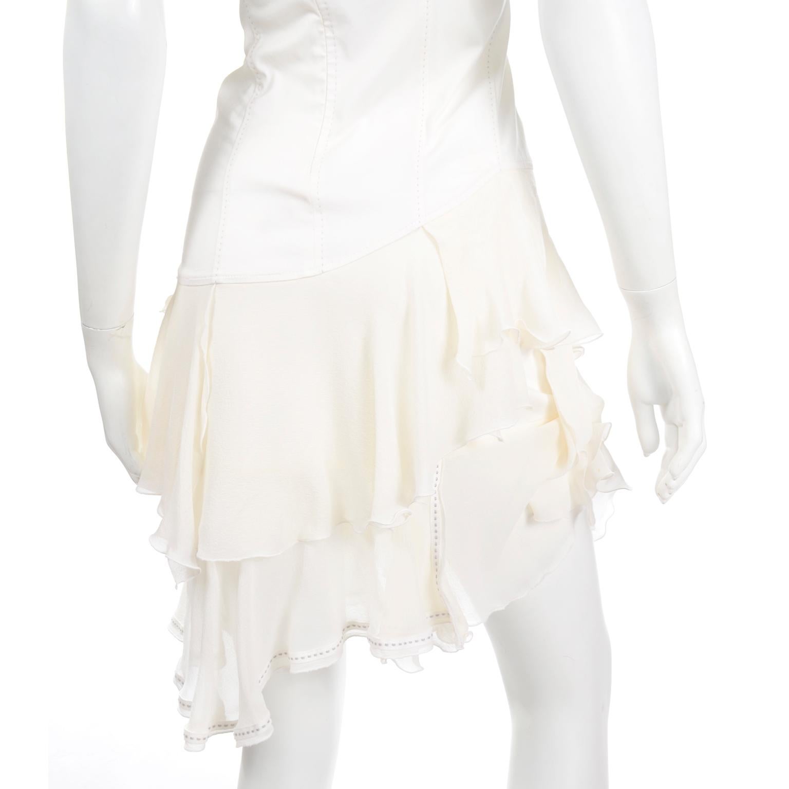 Alexander McQueen 1996 The Hunger White Cotton & Silk Asymmetrical Ruffled Dress For Sale 2