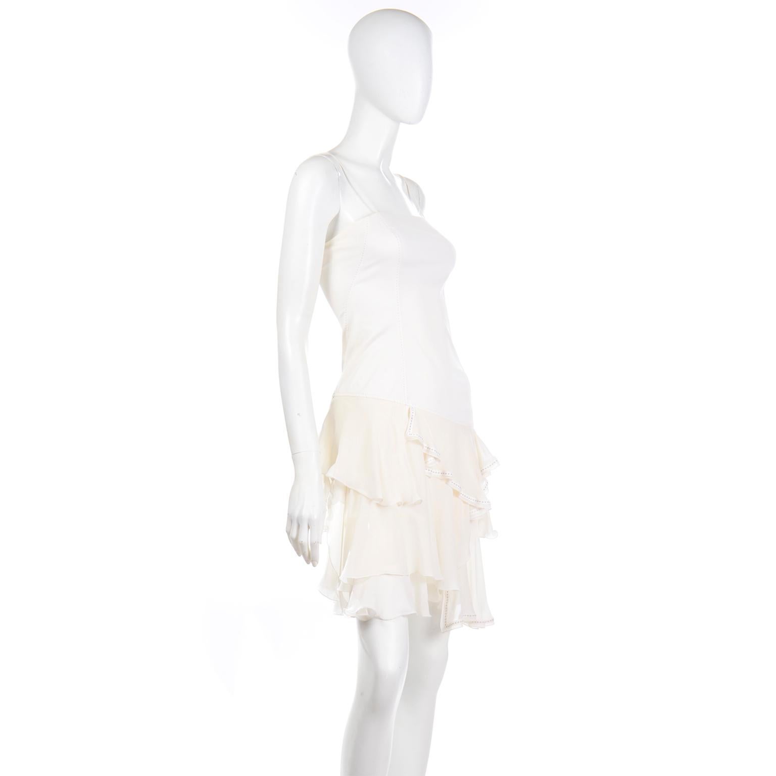 Donna Alexander McQueen 1996 The Hunger Abito asimmetrico con volant in cotone e seta
