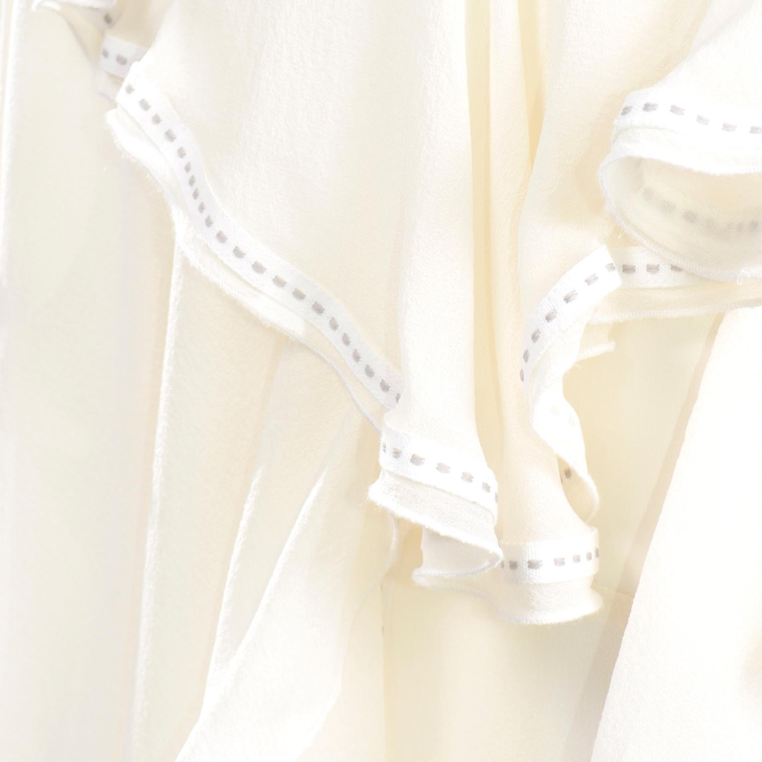 Alexander McQueen 1996 The Hunger Abito asimmetrico con volant in cotone e seta 2