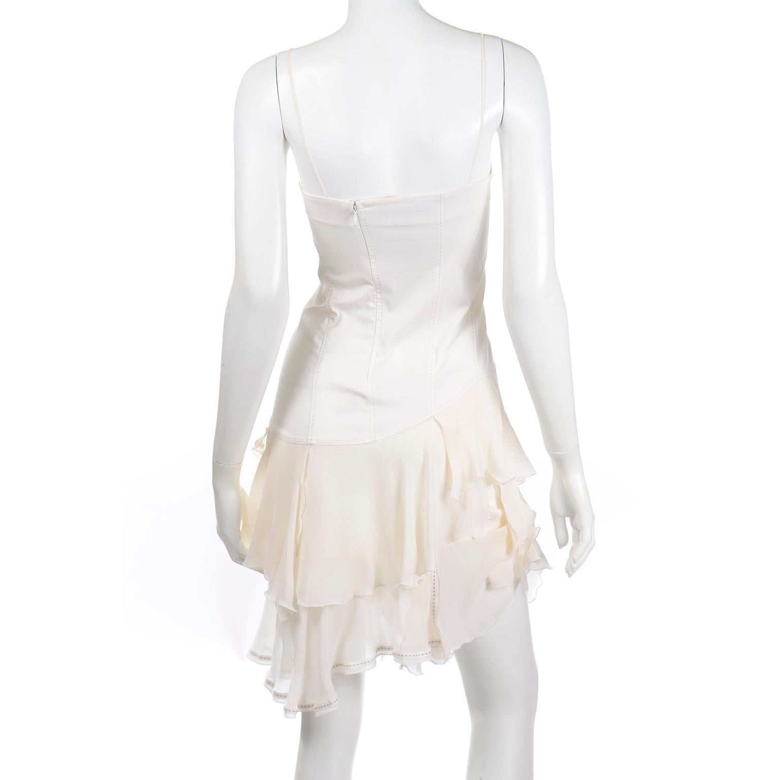 Alexander McQueen 1996 The Hunger White Cotton & Silk Asymmetrical Ruffled Dress For Sale 4