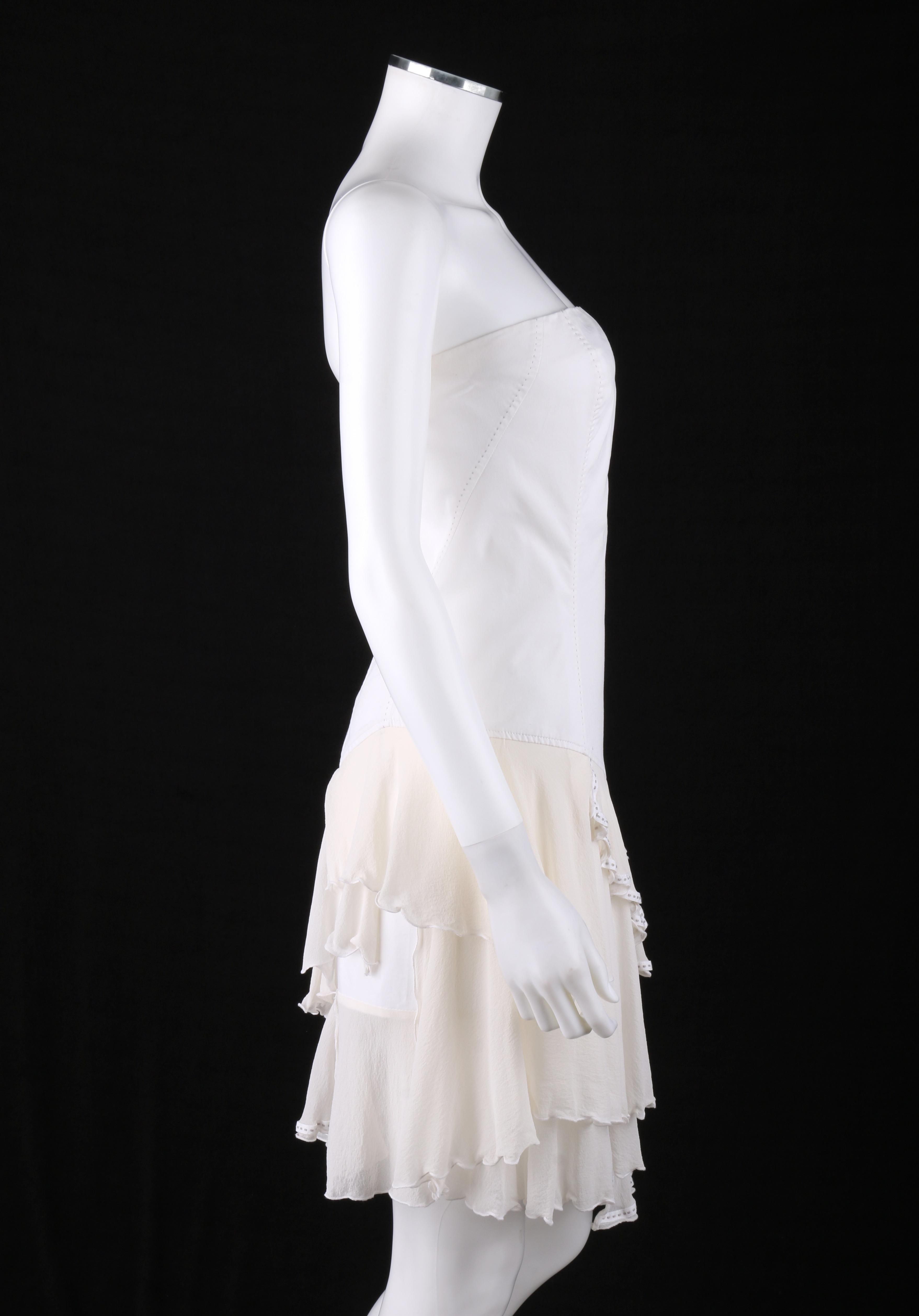 ALEXANDER McQUEEN 1996 „The Hunger“ Asymmetrisches Kleid aus weißem, elfenbeinfarbenem Seidenkrepp im Zustand „Gut“ im Angebot in Thiensville, WI