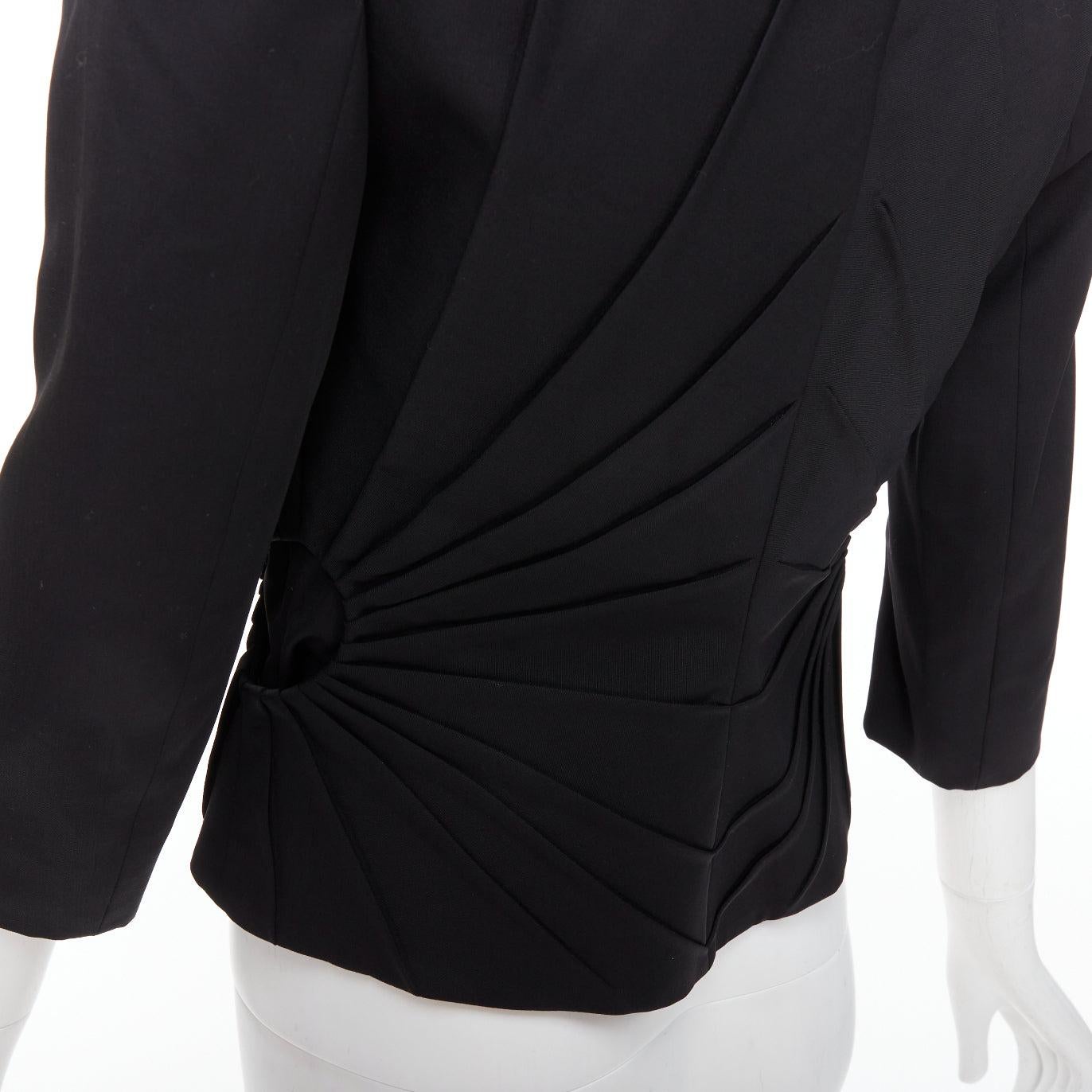 ALEXANDER MCQUEEN 2003 black virgin wool contour pleated dart blazer IT38 XS For Sale 2