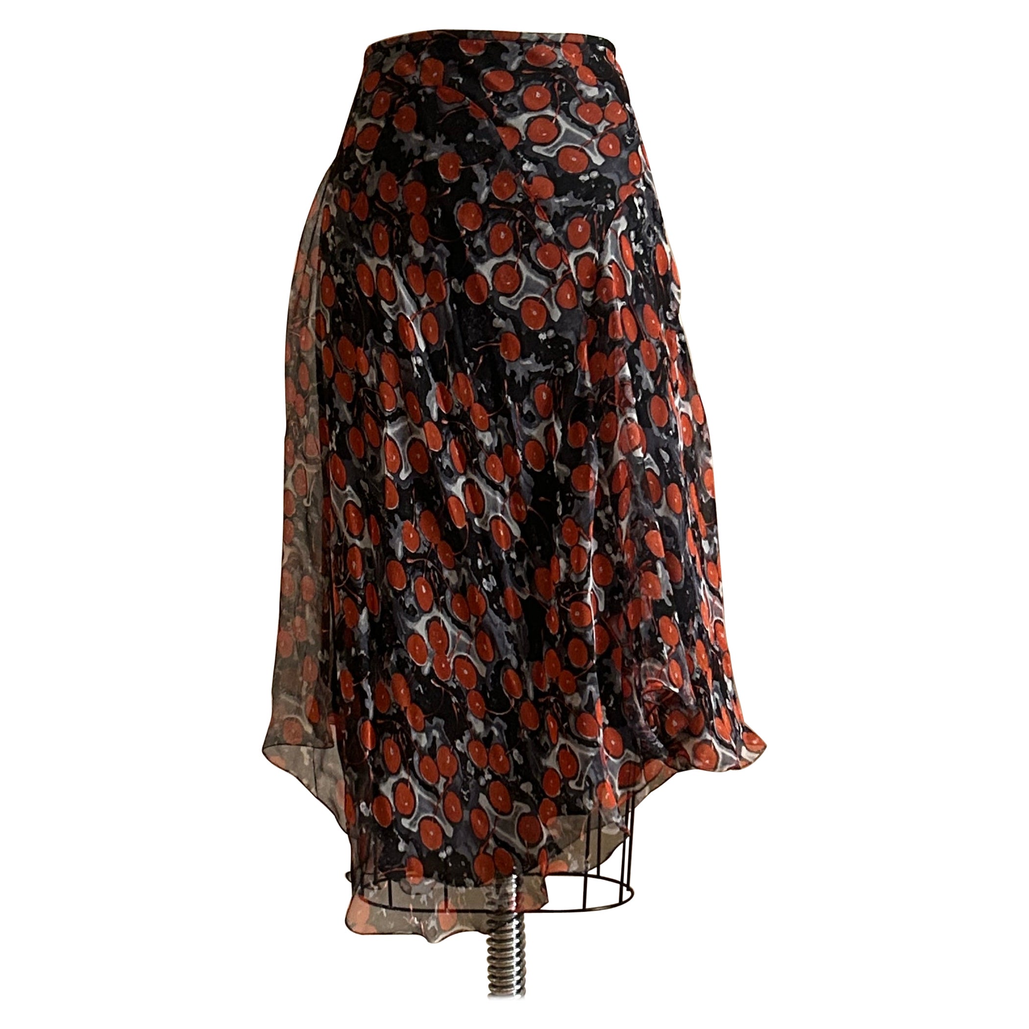 Alexander McQueen 2003 Falda Cereza en Seda Negra y Roja