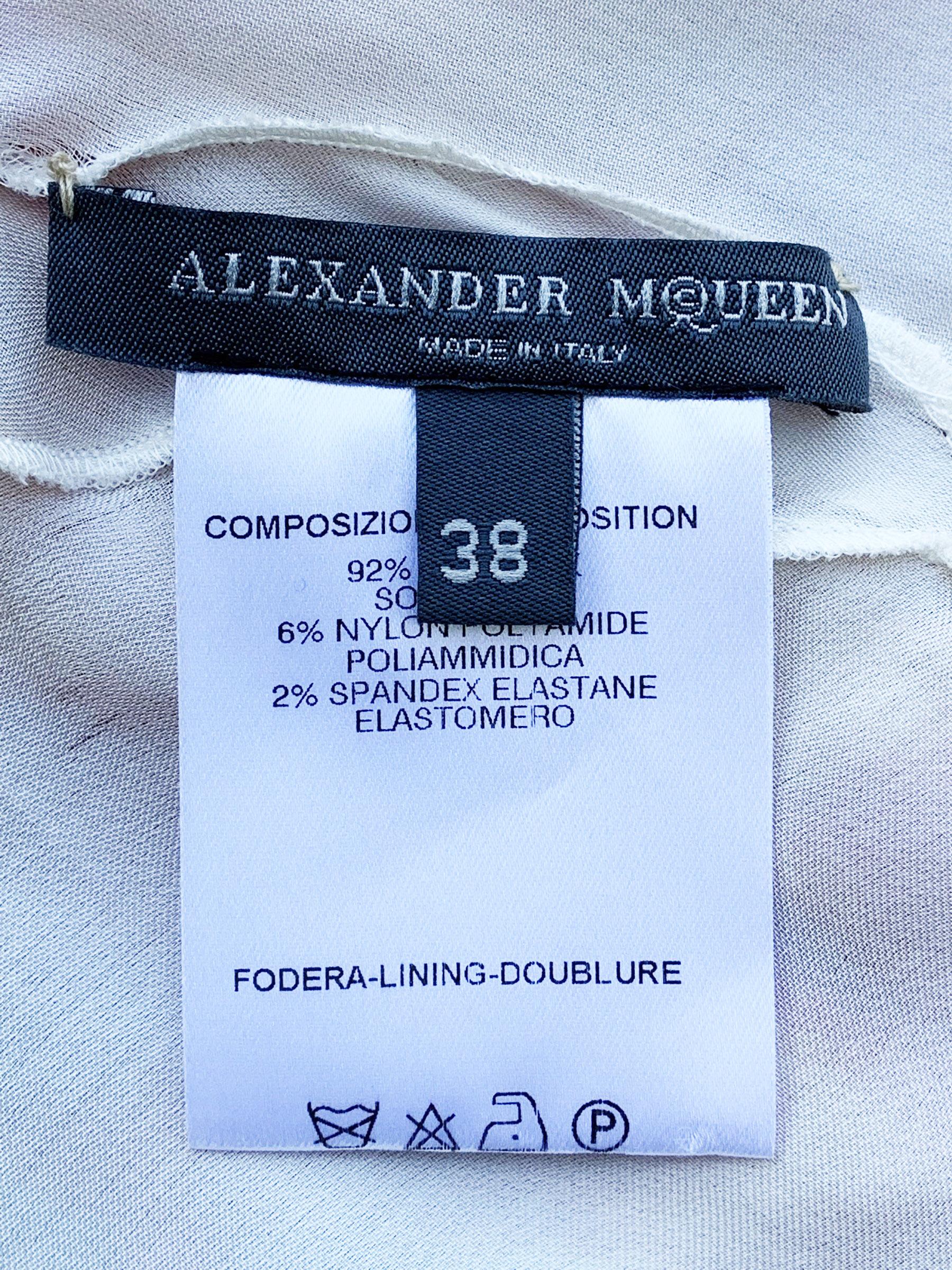 Alexander McQueen 2003 Collection Silk Americana Print Halter Backless Dress 38 For Sale 3
