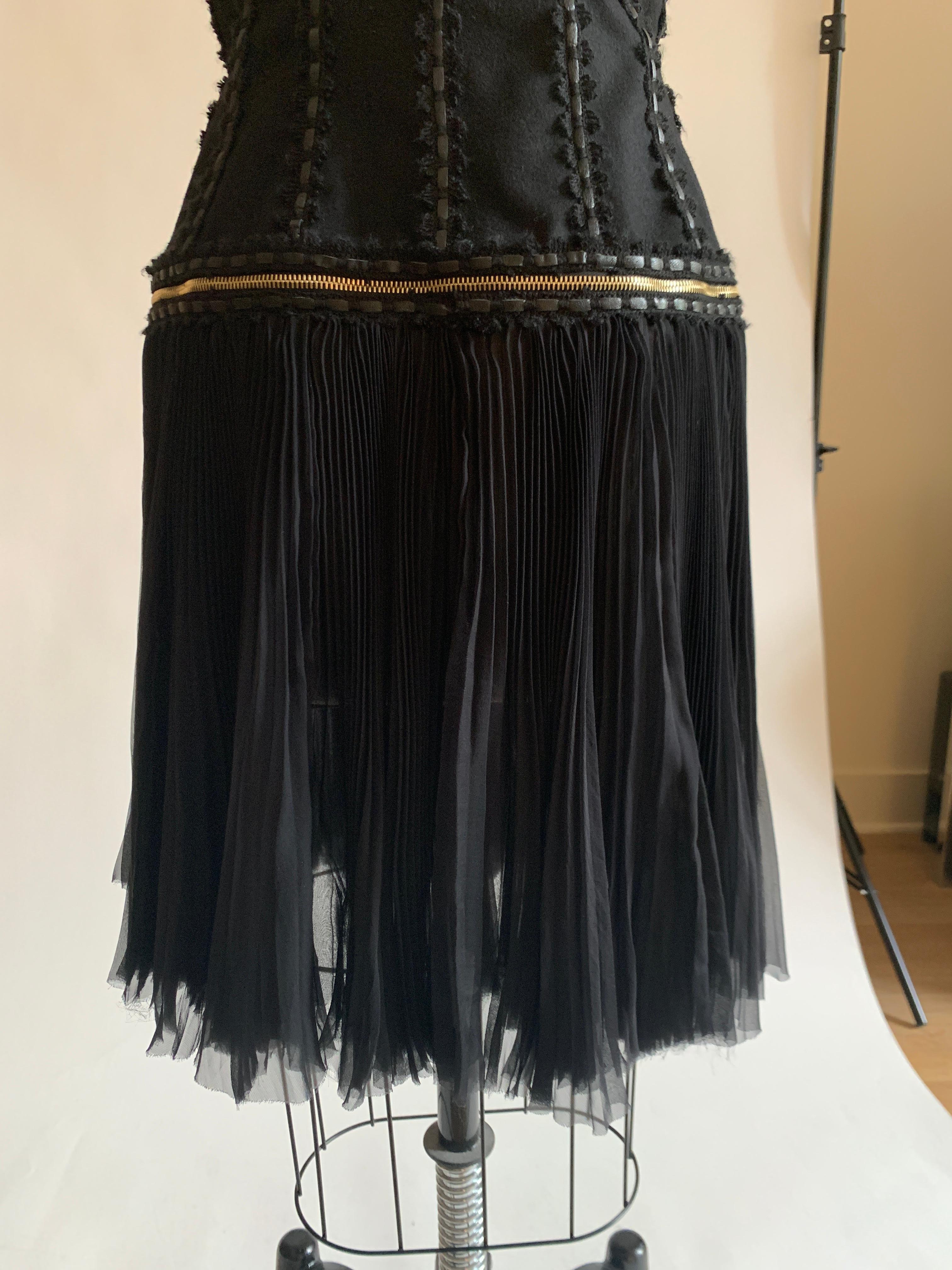 Alexander McQueen 2003 Convertible Lock and Key Dress in Black Wool Silk 3