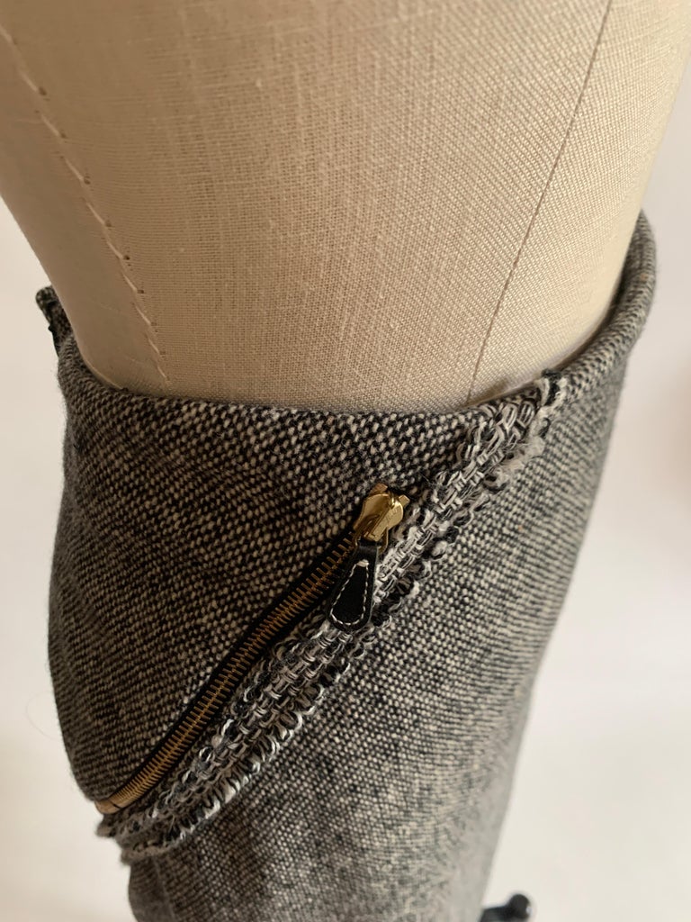 Alexander McQueen 2003 Zipper Detail Pencil Skirt in Black